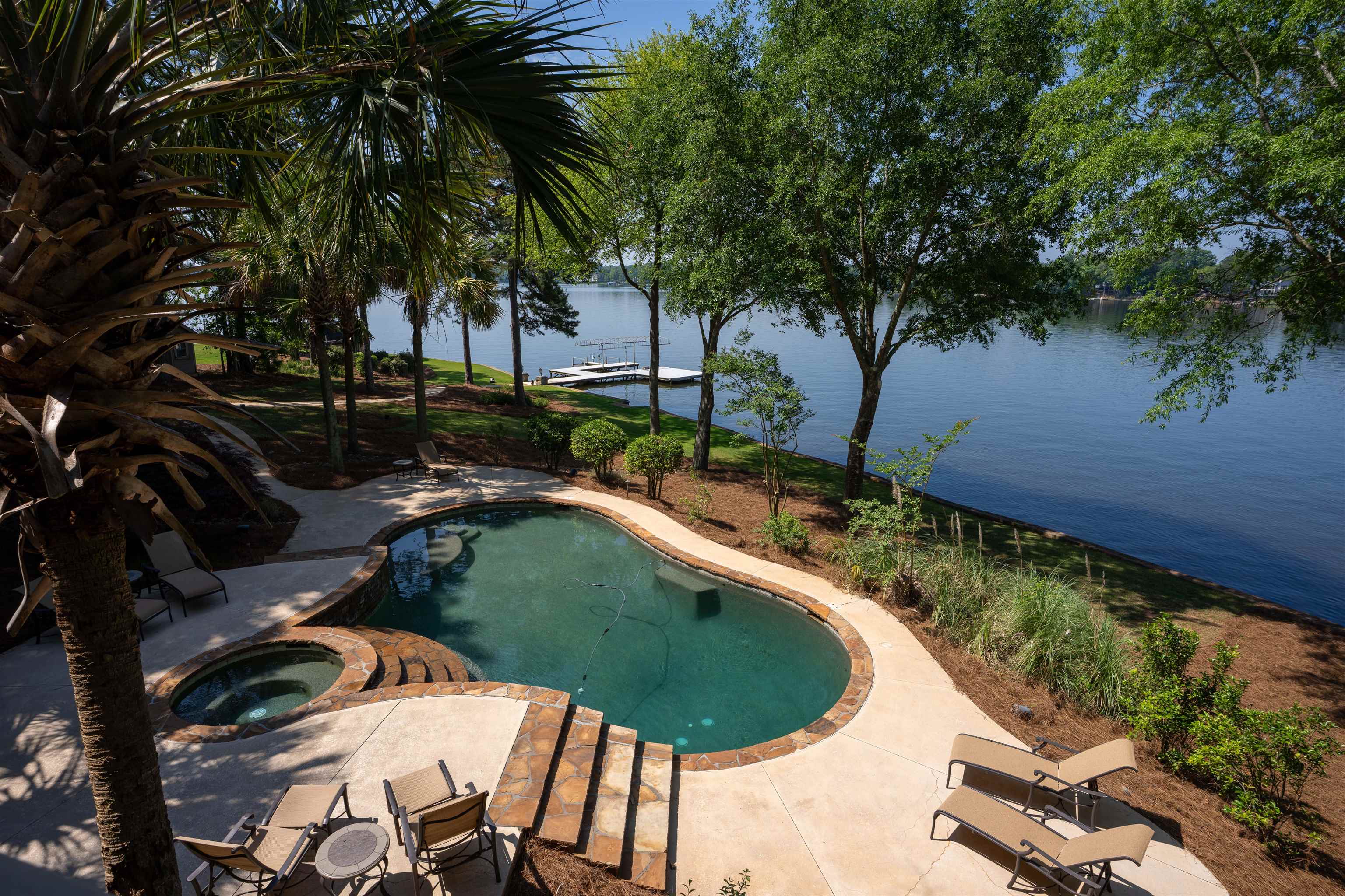 1221 COSBY CIRCLE