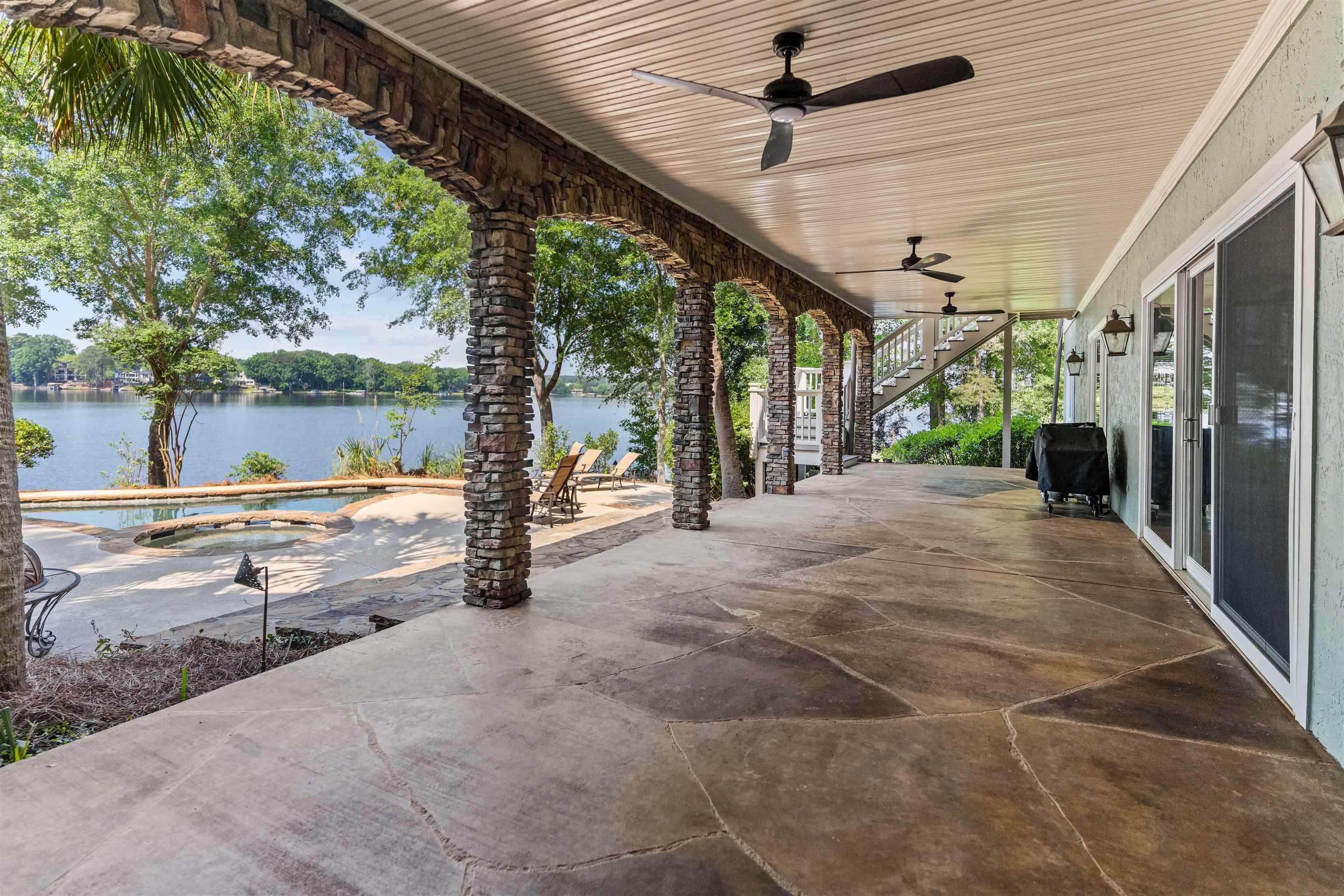 1221 COSBY CIRCLE