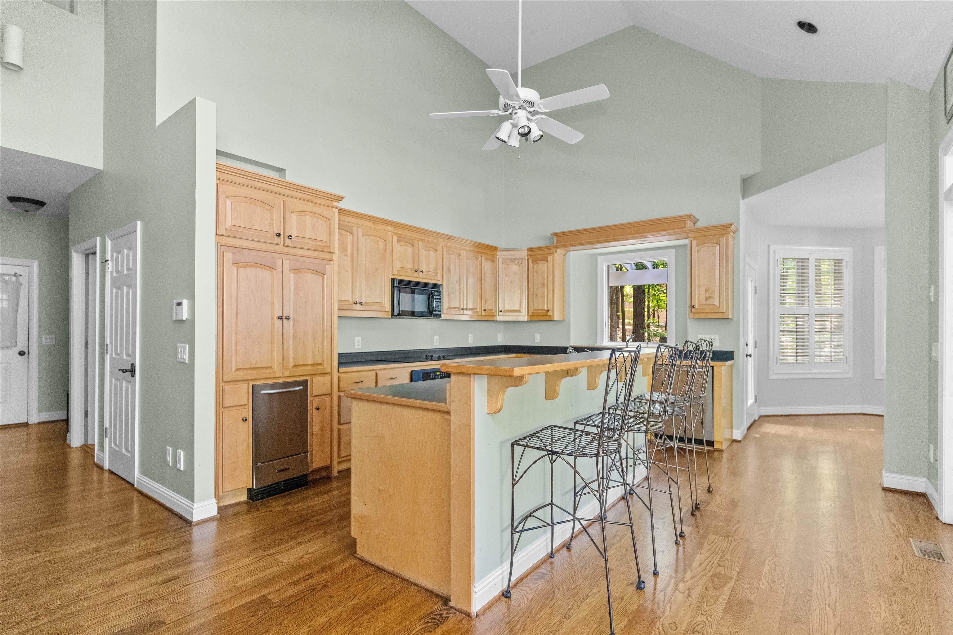 1221 COSBY CIRCLE