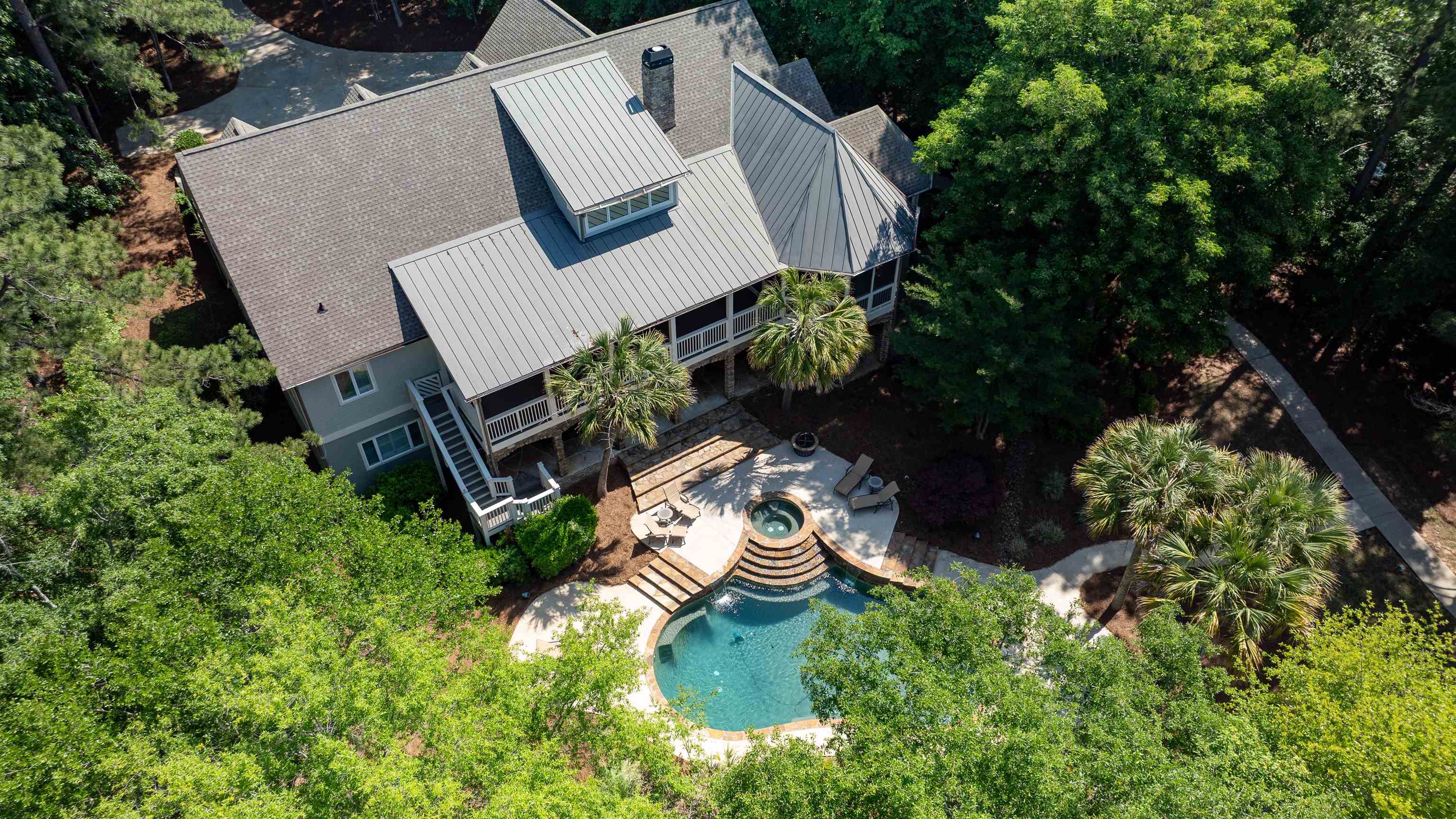 1221 COSBY CIRCLE