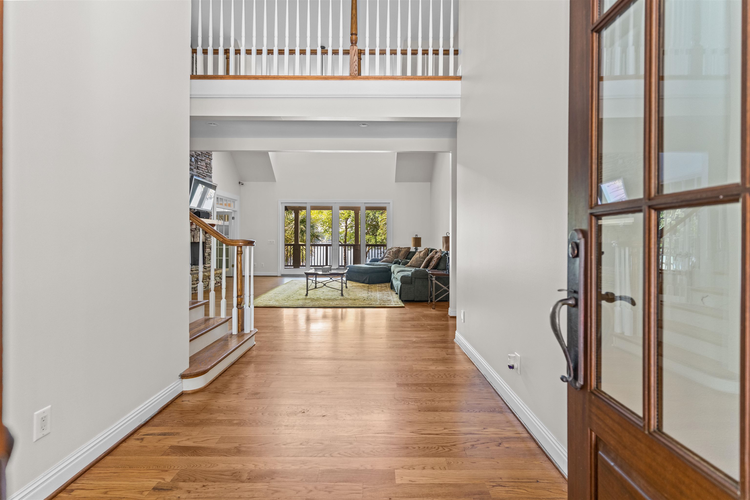 1221 COSBY CIRCLE