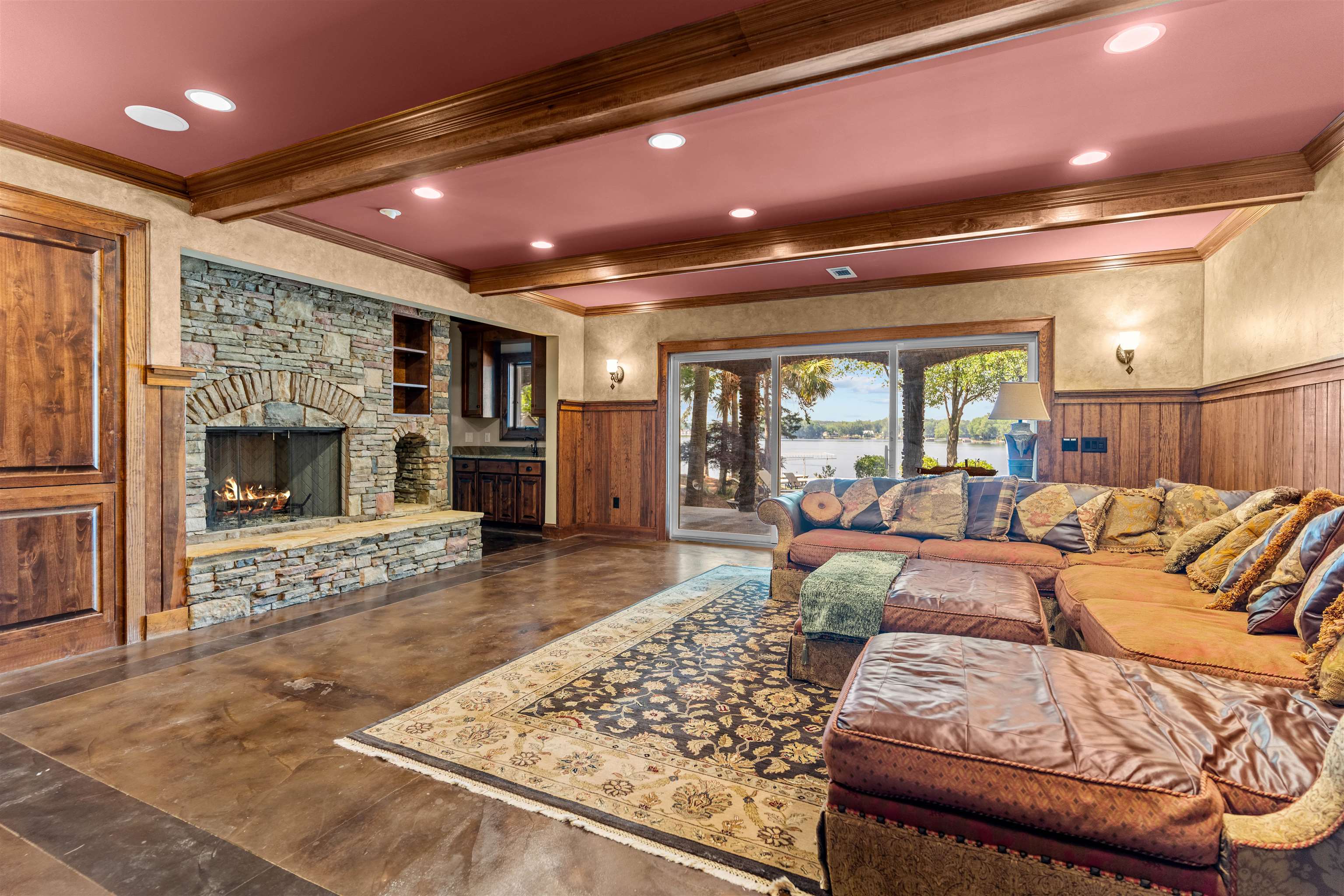 1221 COSBY CIRCLE
