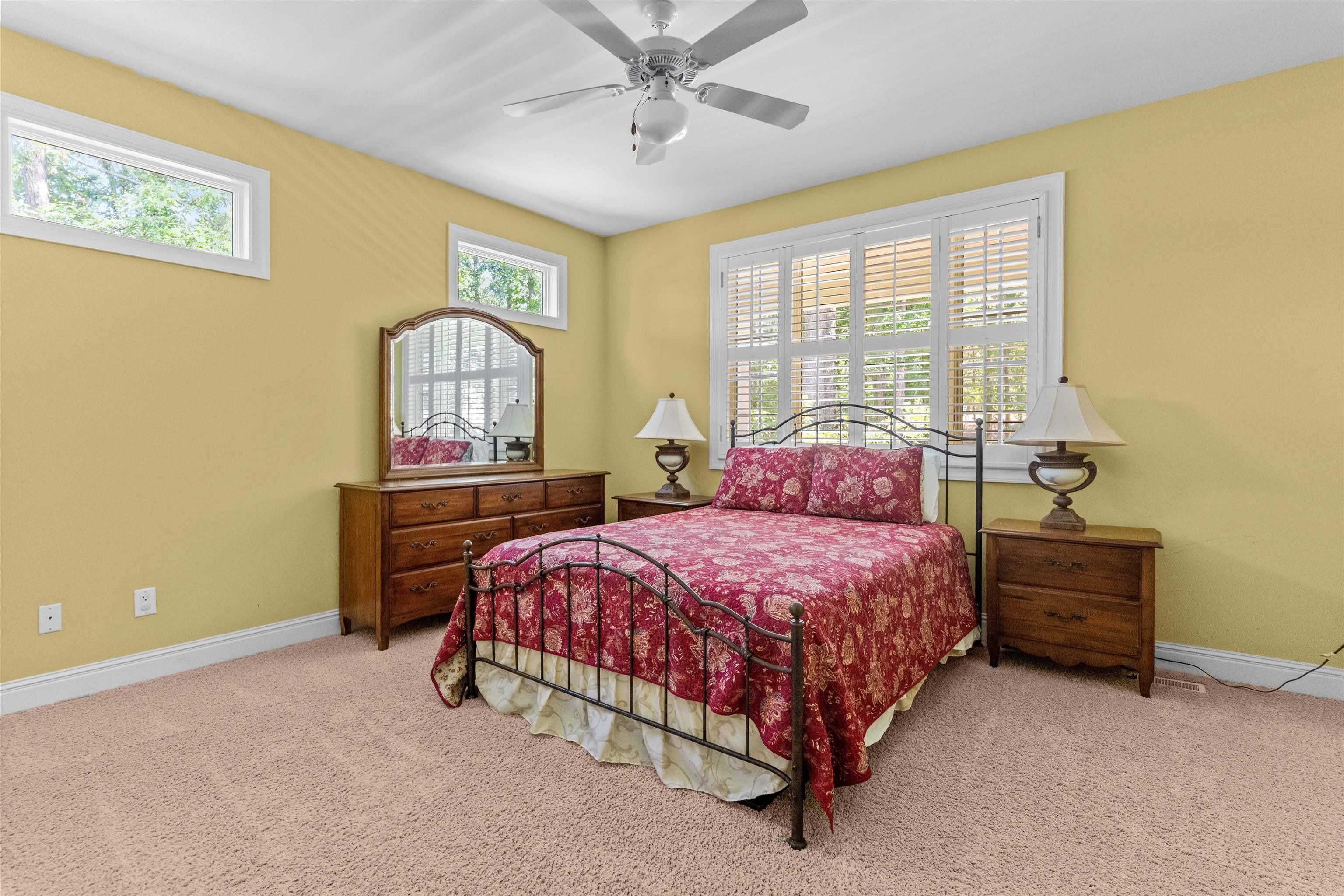 1221 COSBY CIRCLE