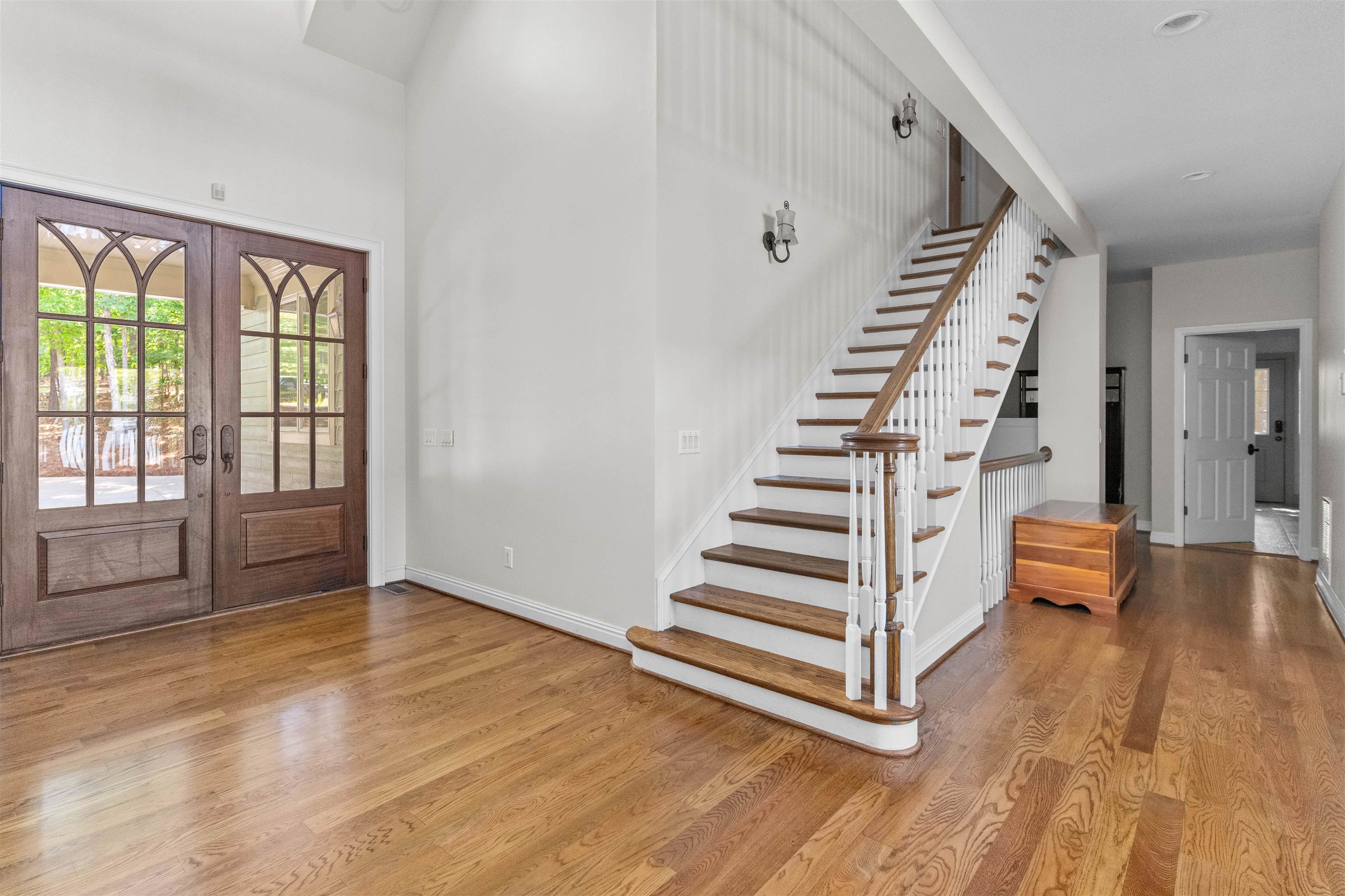 1221 COSBY CIRCLE