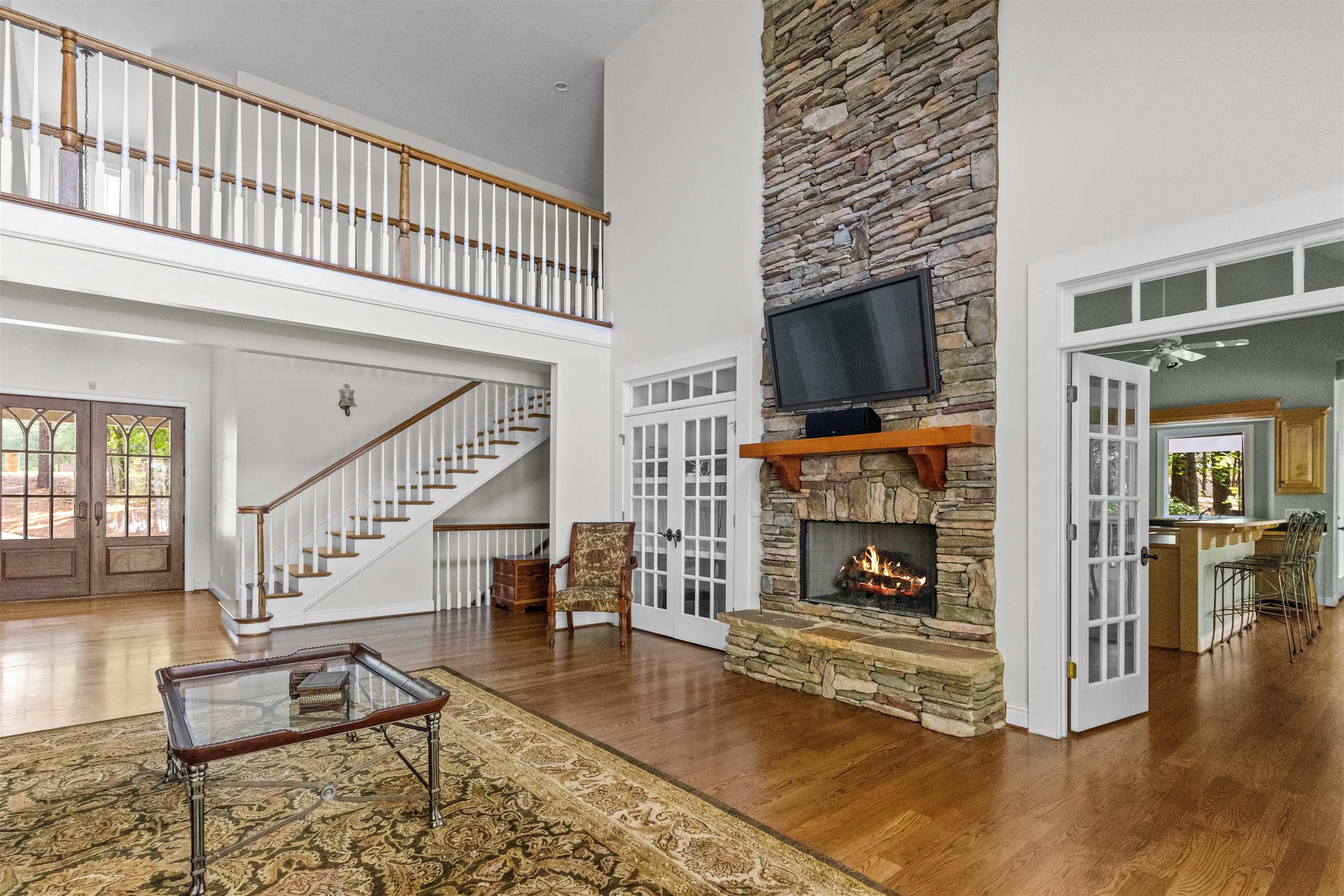 1221 COSBY CIRCLE