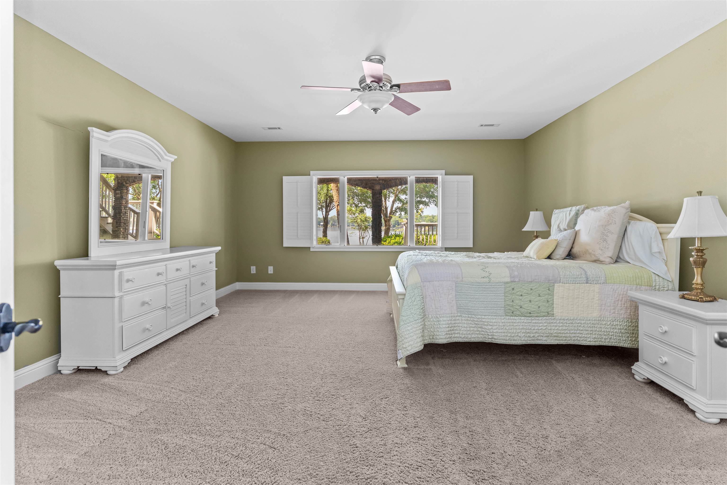 1221 COSBY CIRCLE
