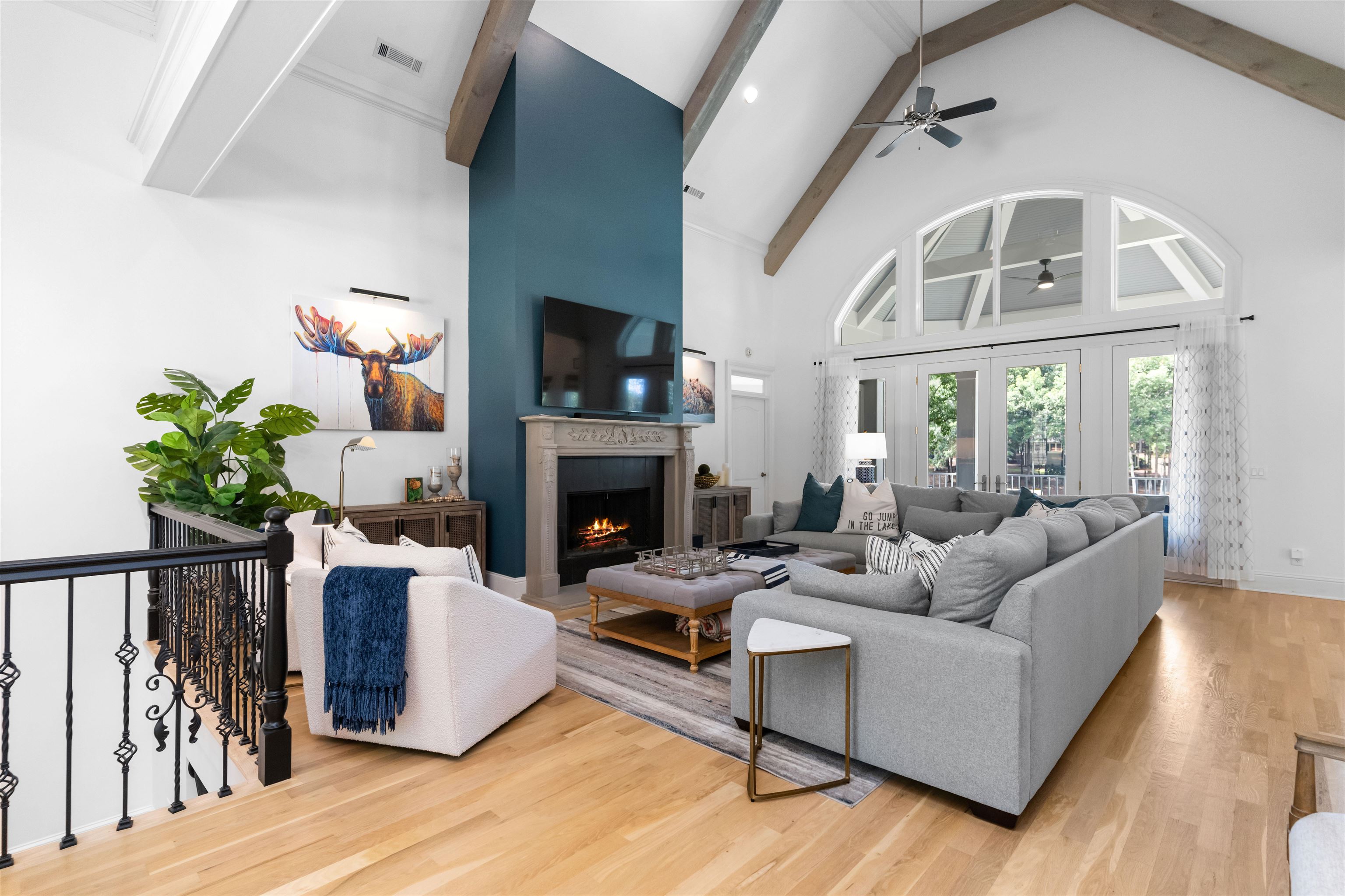 1160 PALOMA DRIVE