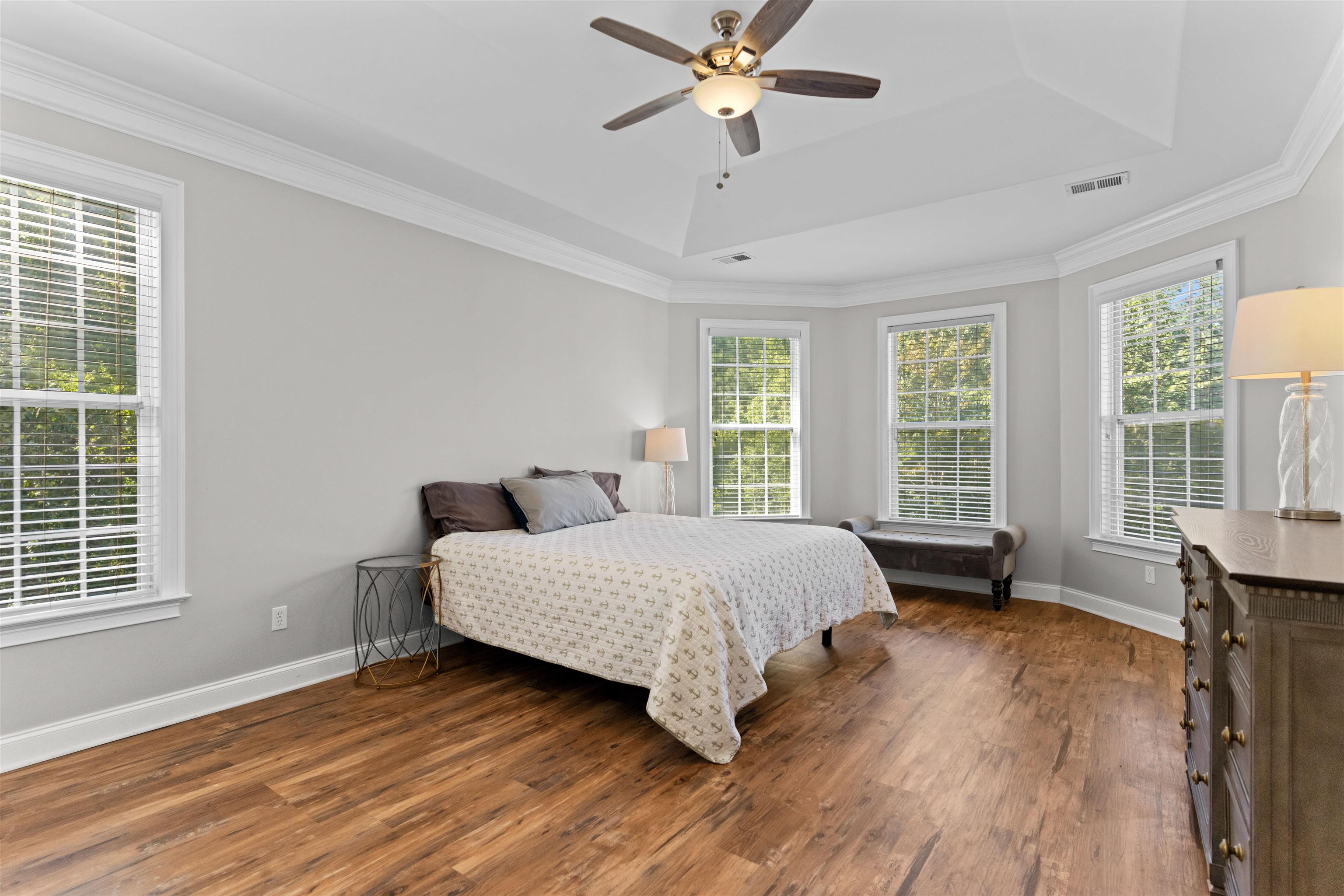 1081 KATHERINE LANE