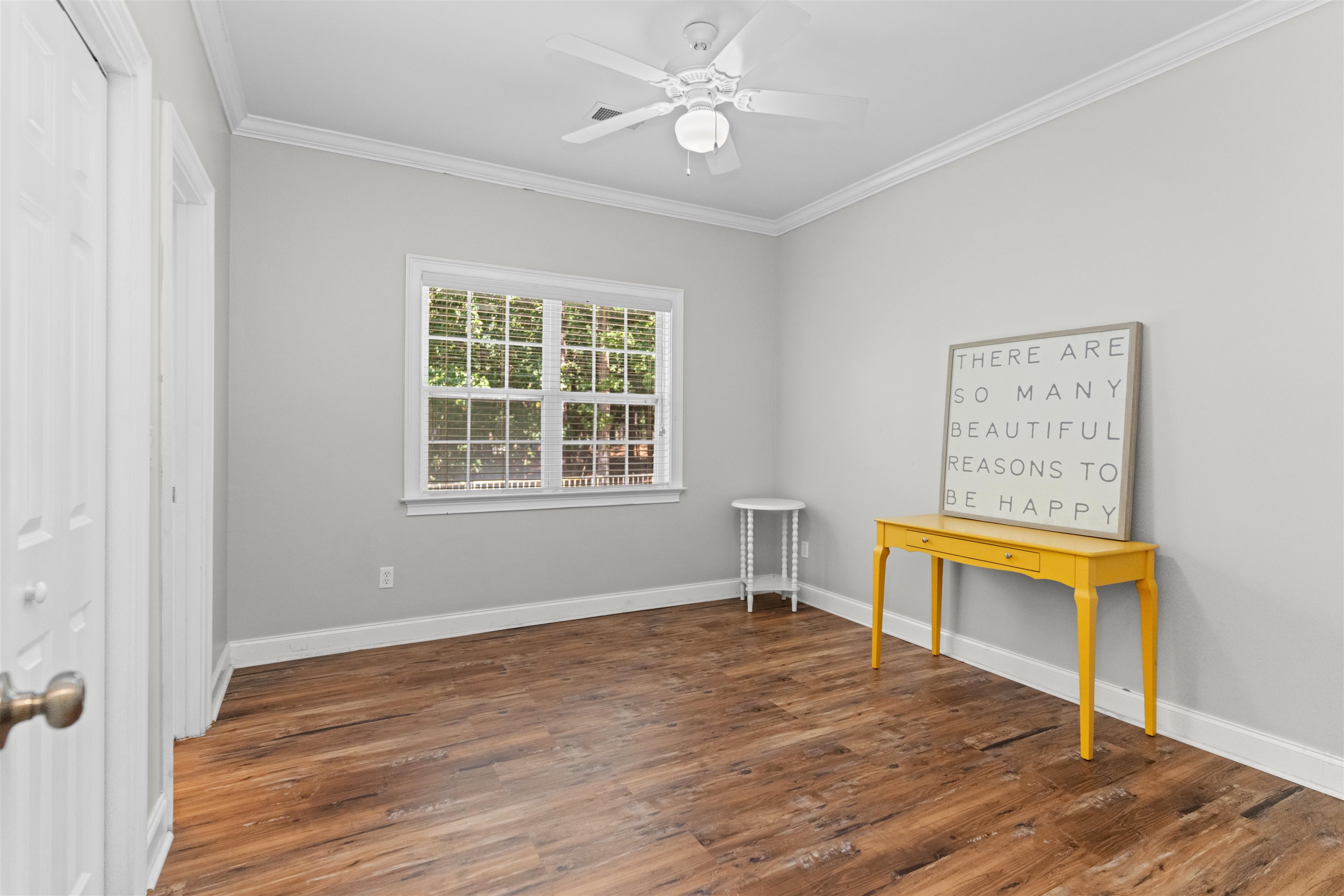1081 KATHERINE LANE
