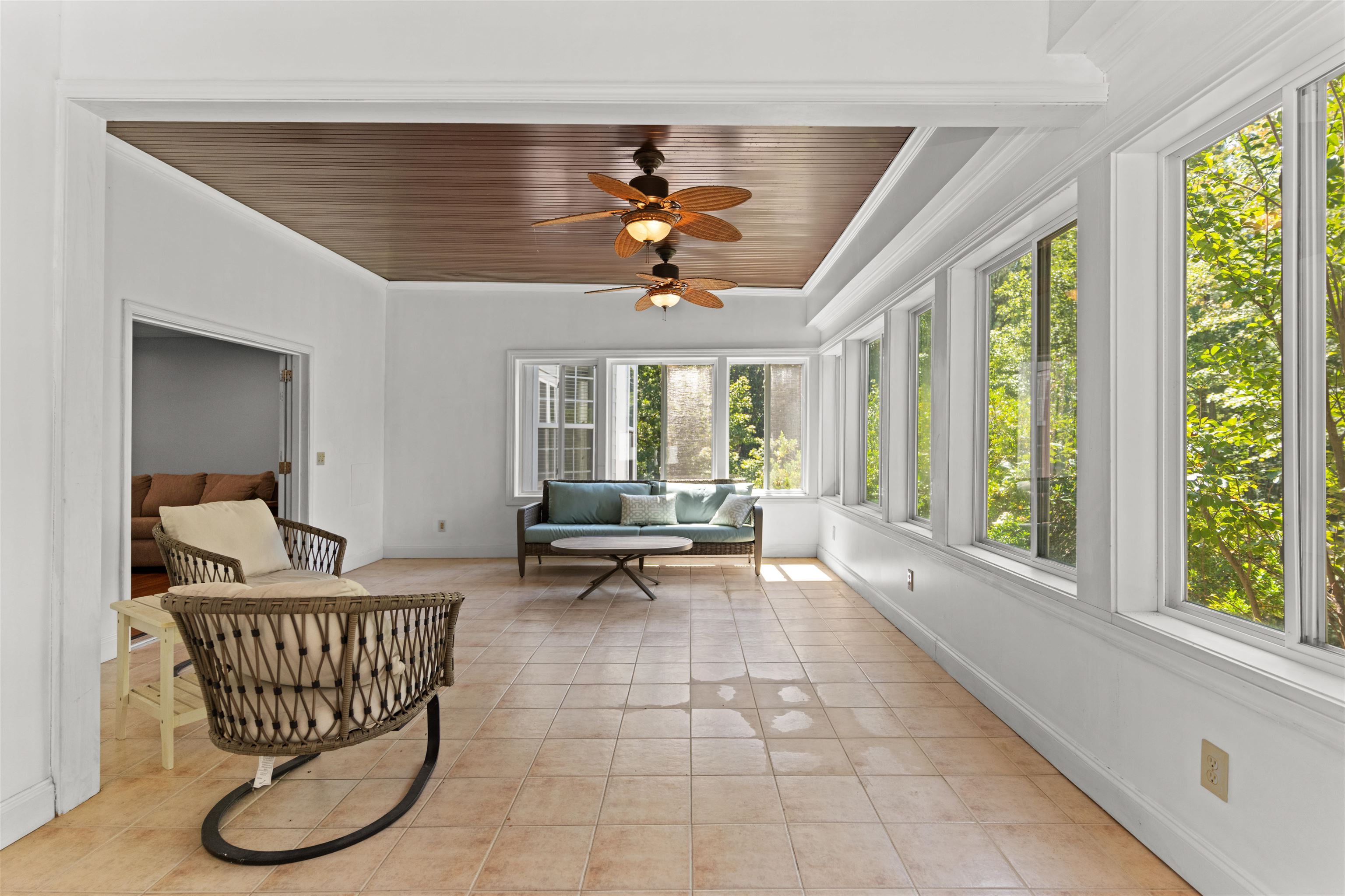 1081 KATHERINE LANE