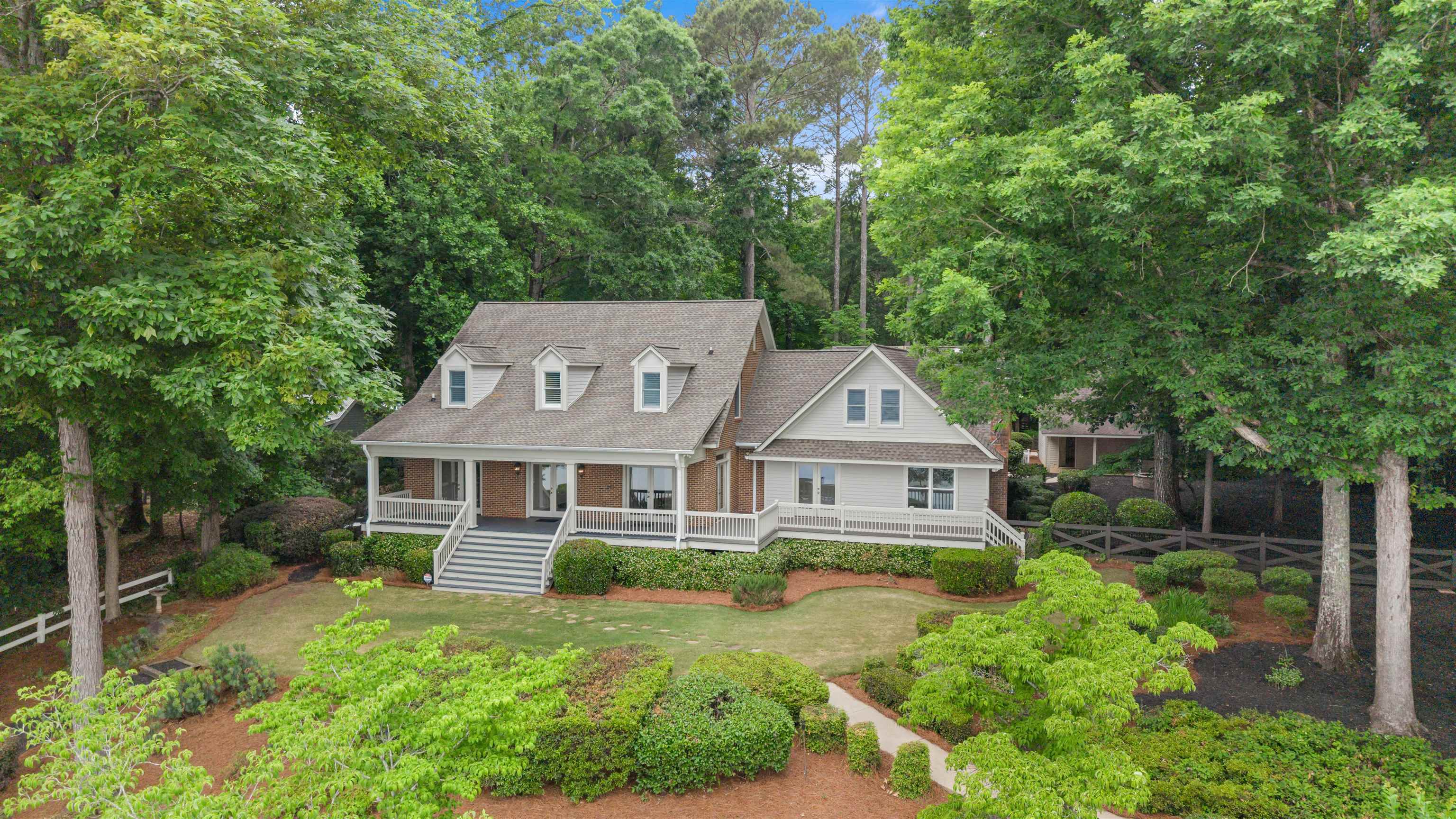 1020 APALACHEE WOODS TRAIL