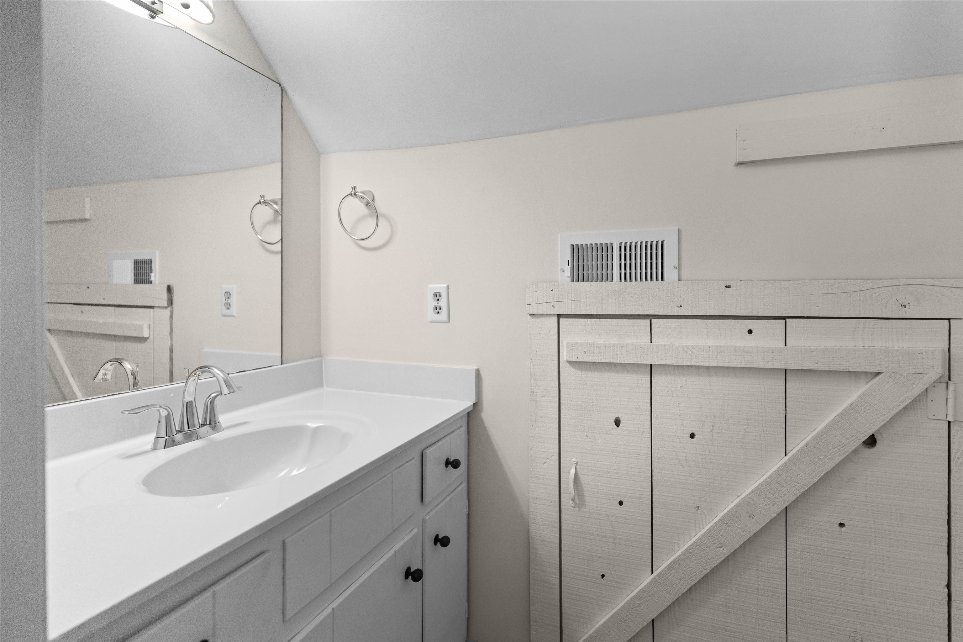1020 APALACHEE WOODS TRAIL