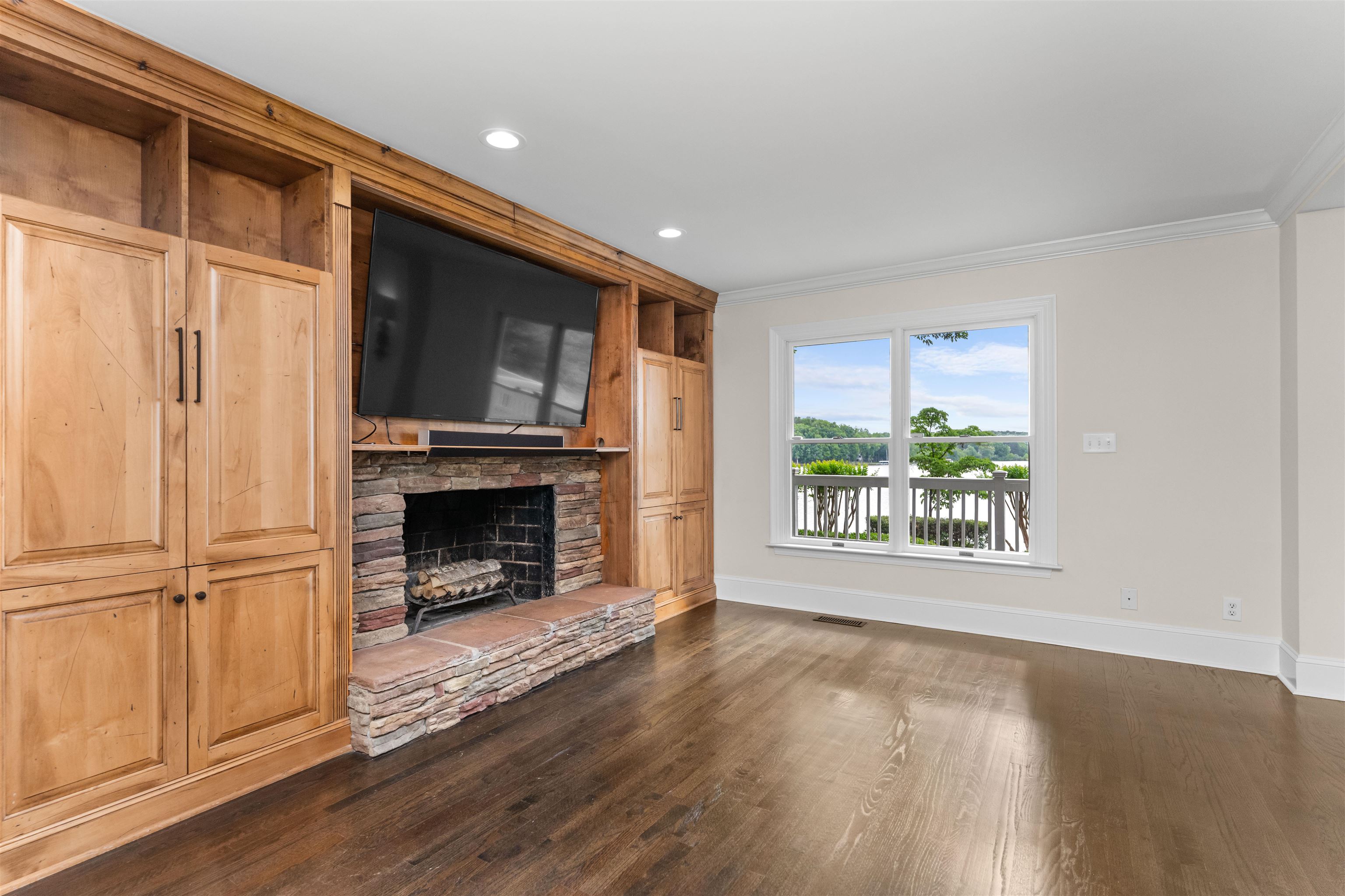1020 APALACHEE WOODS TRAIL