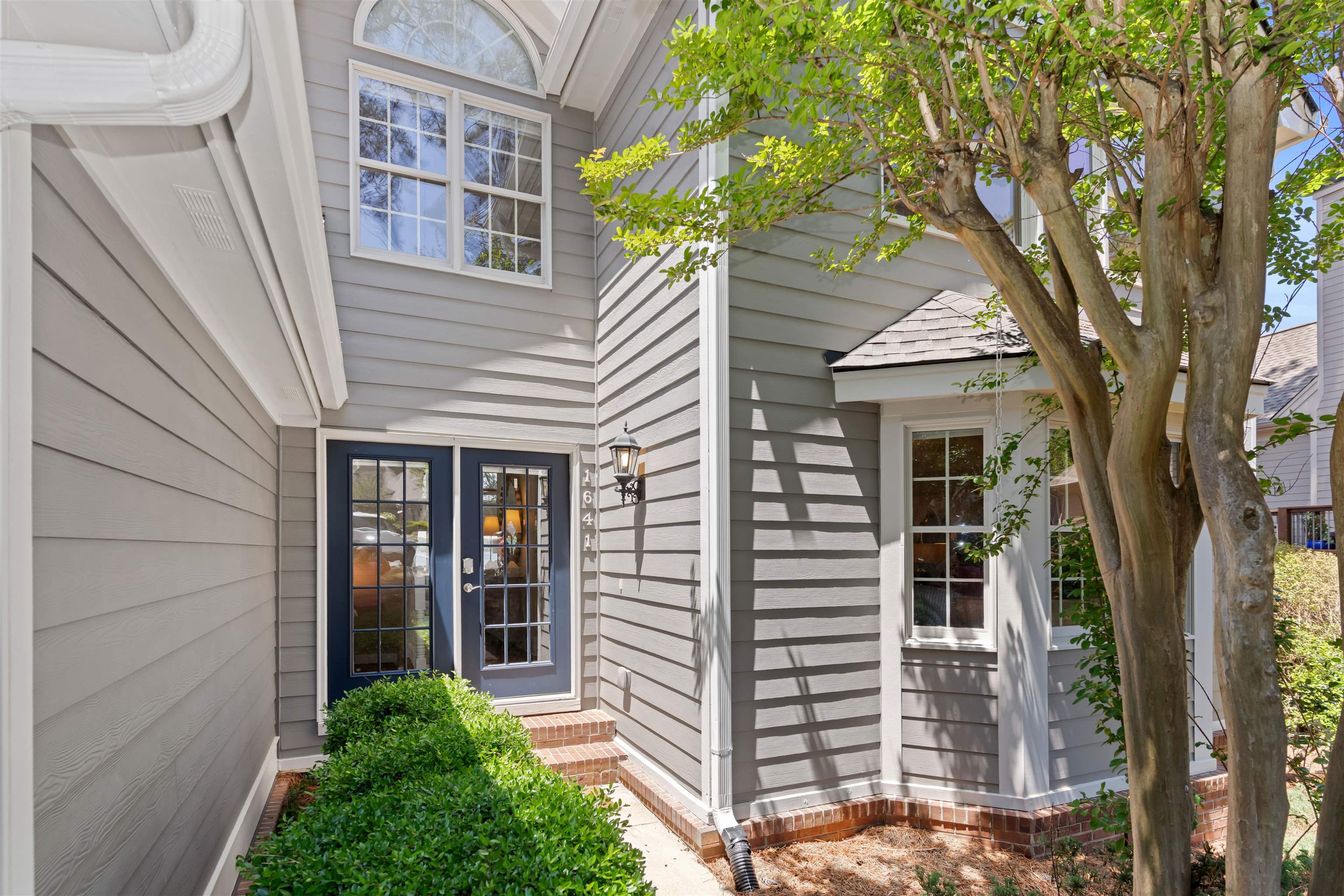1641 VINTAGE CLUB DRIVE