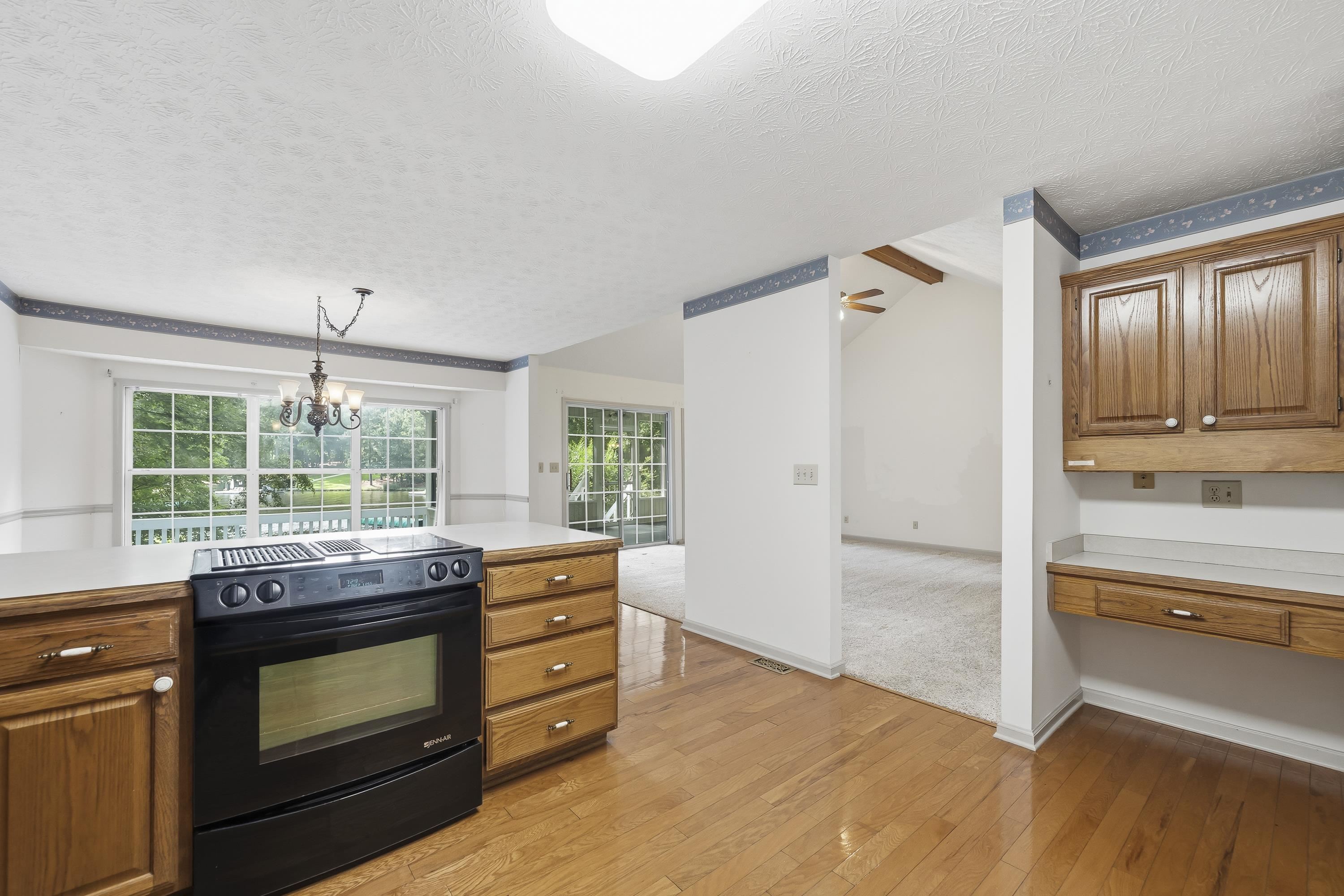 1151 COSBY CIRCLE