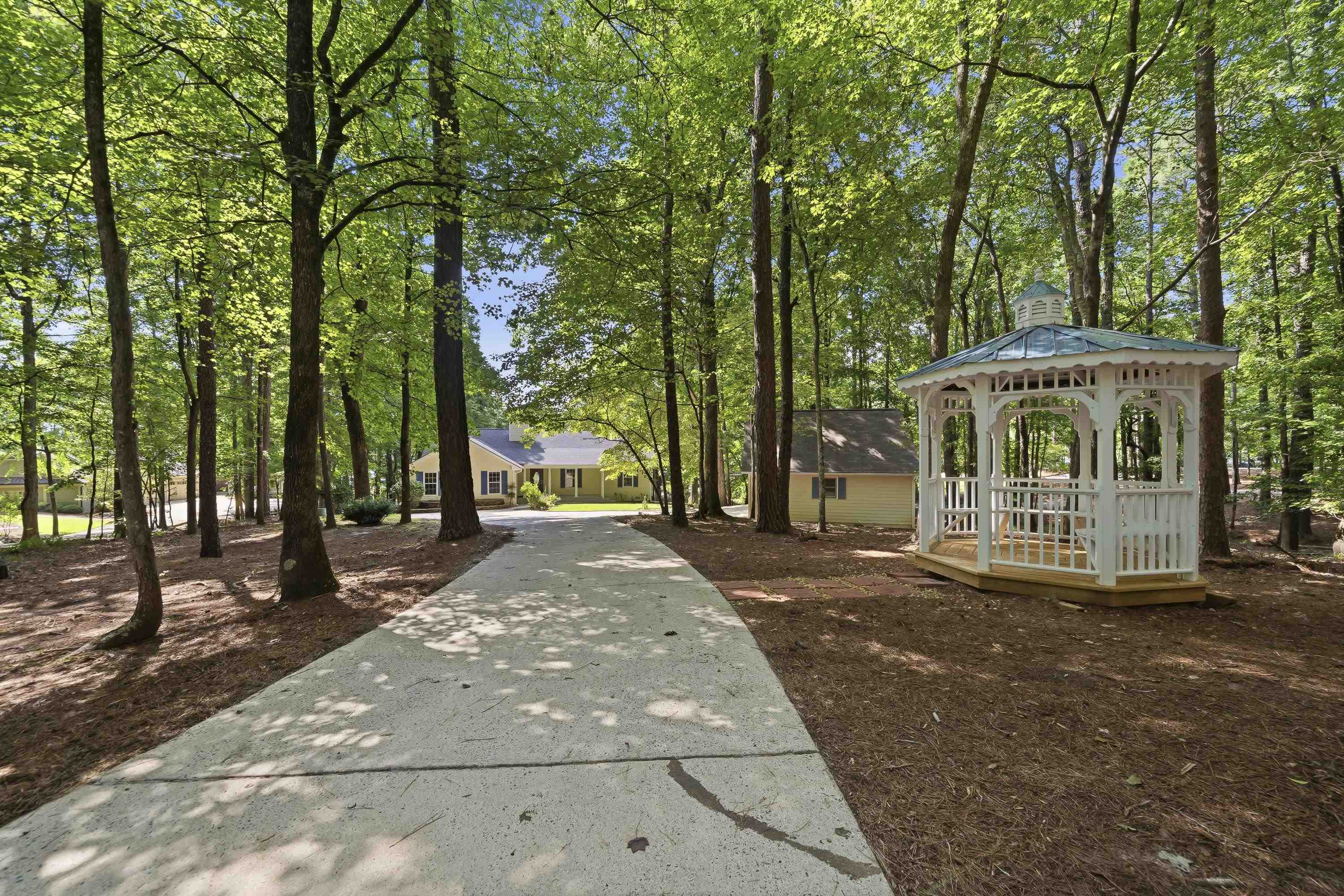 1151 COSBY CIRCLE