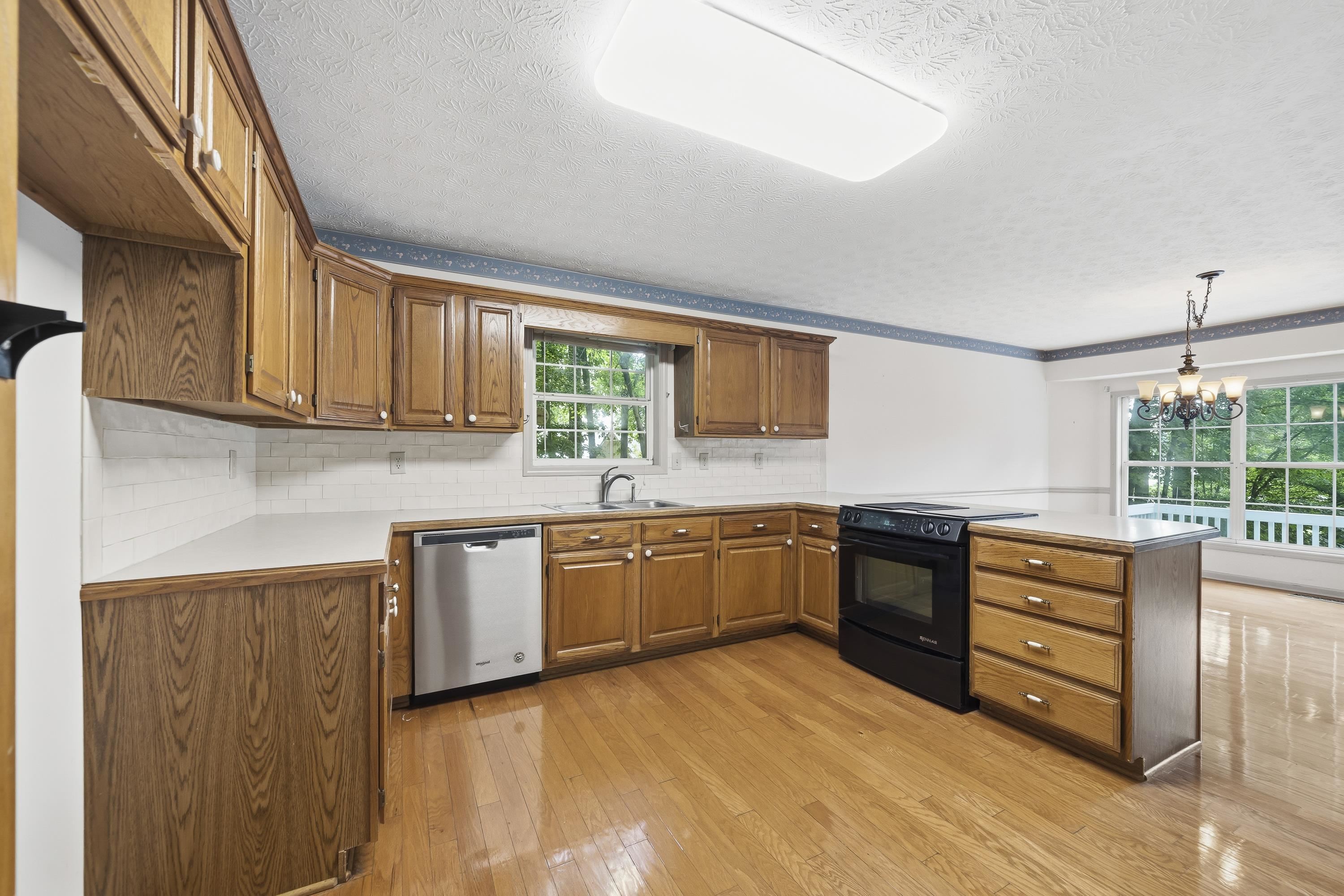 1151 COSBY CIRCLE