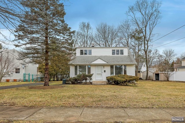 635 Bartell Place