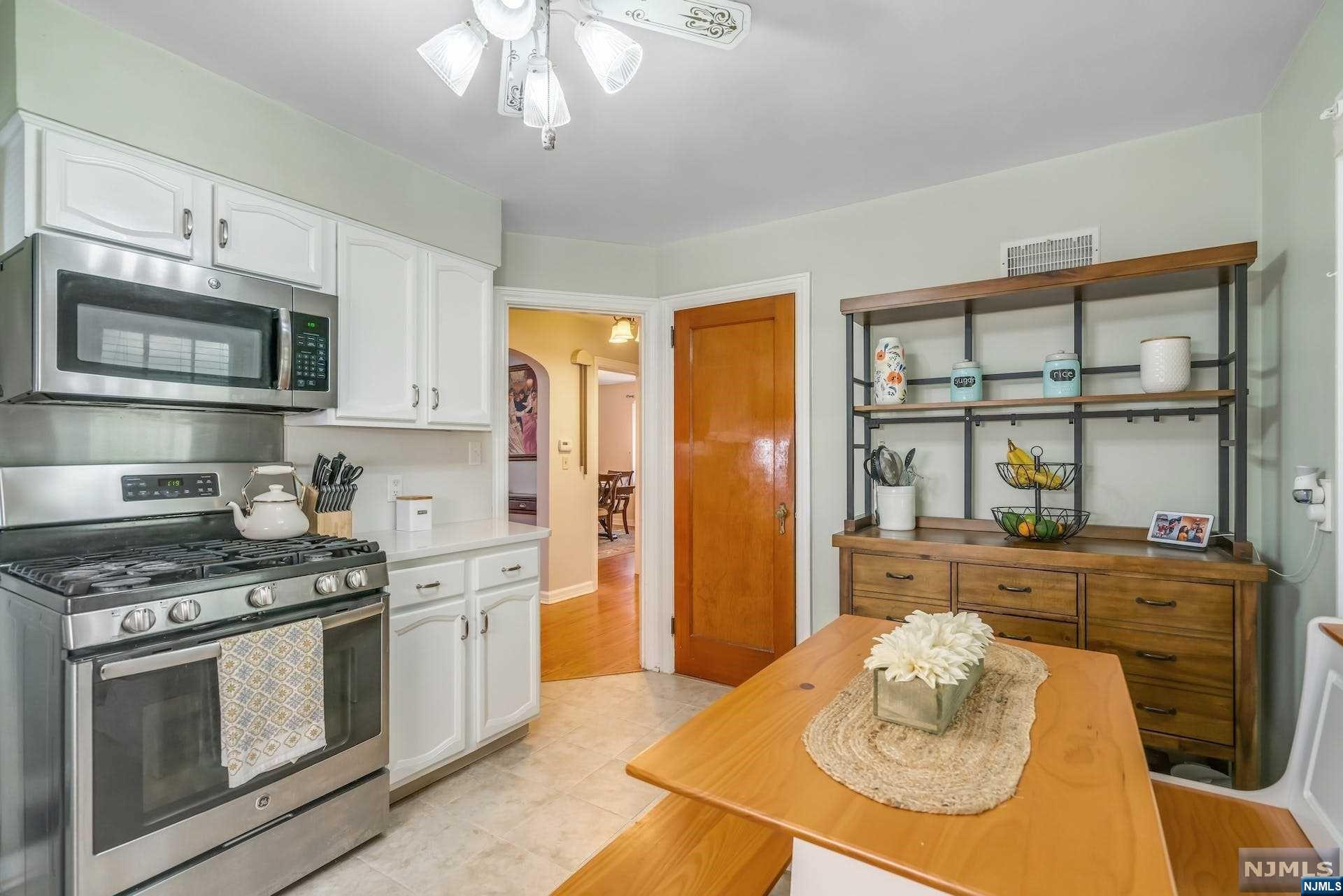 154 Watchung Drive