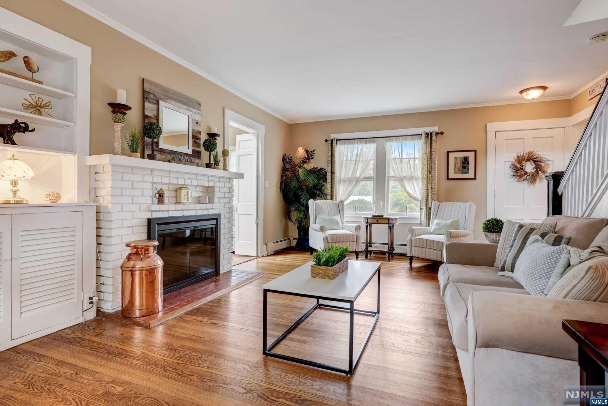 136 Linwood Avenue