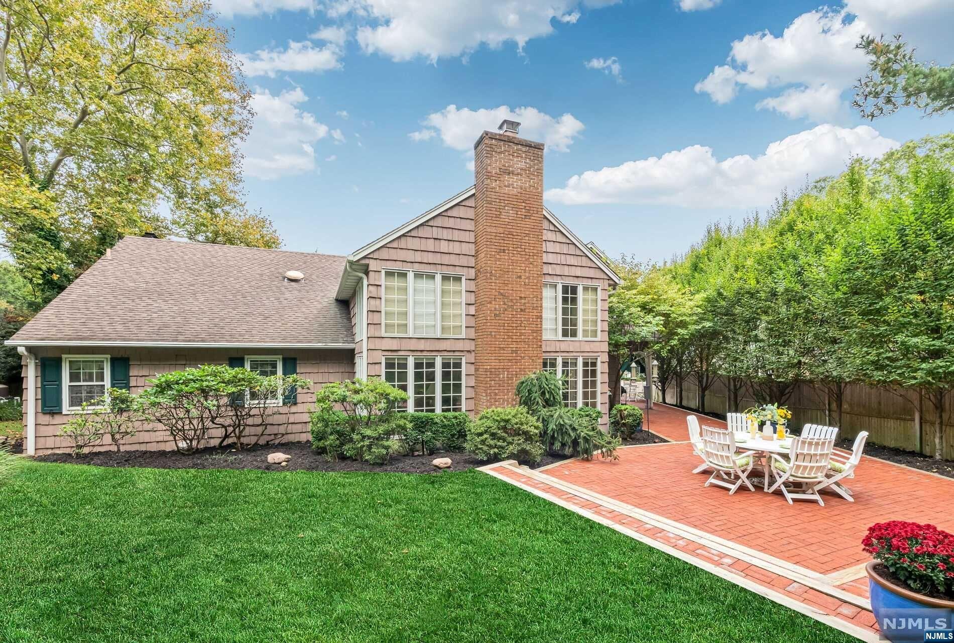 396 Beechwood Road