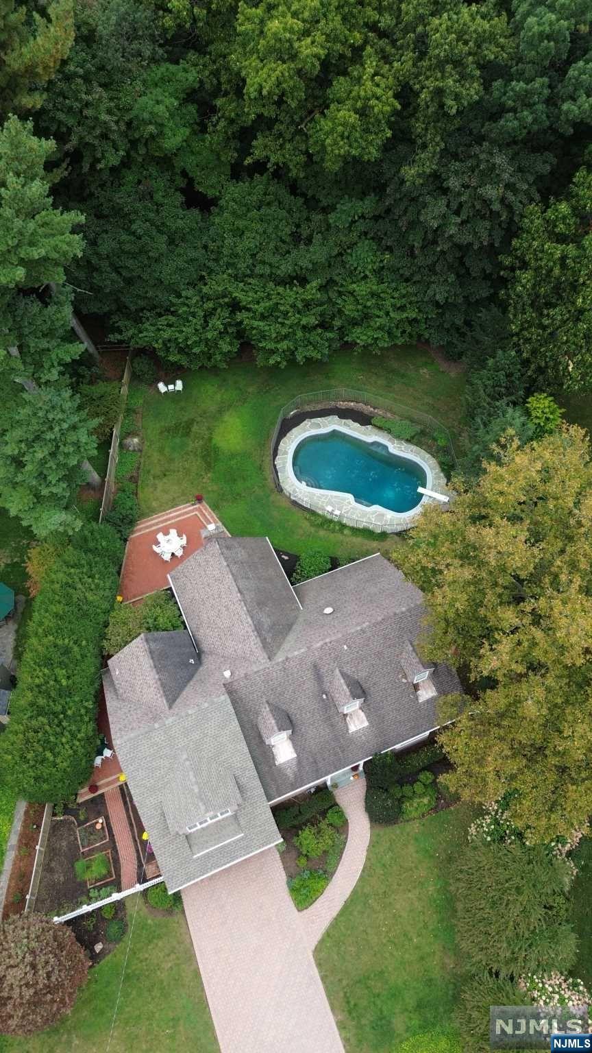 396 Beechwood Road