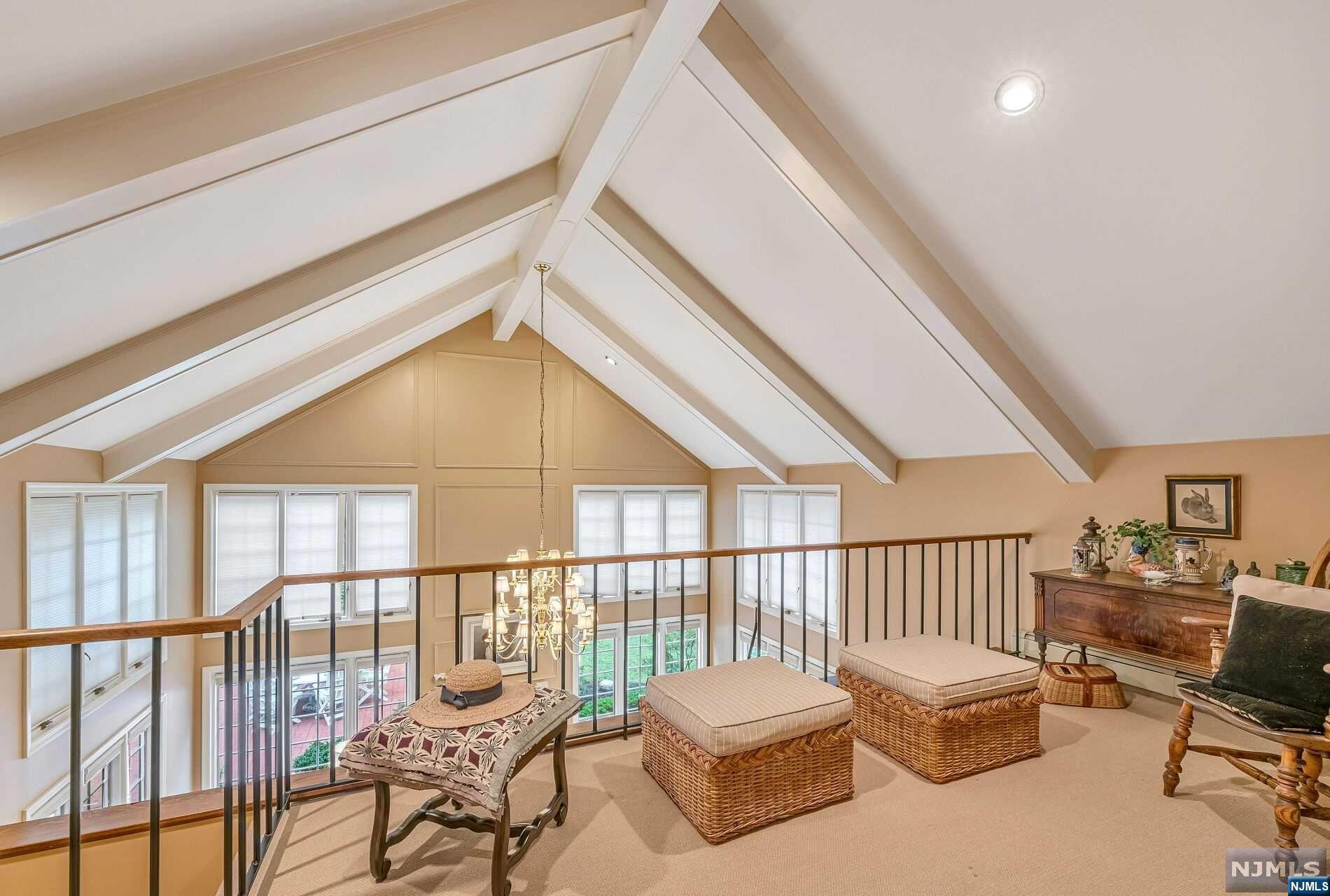 396 Beechwood Road