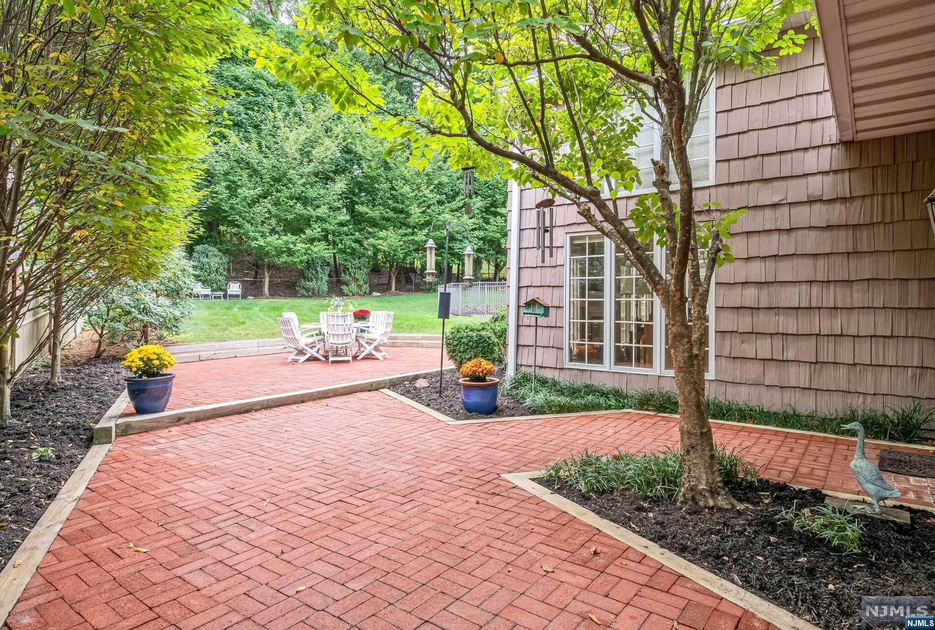 396 Beechwood Road