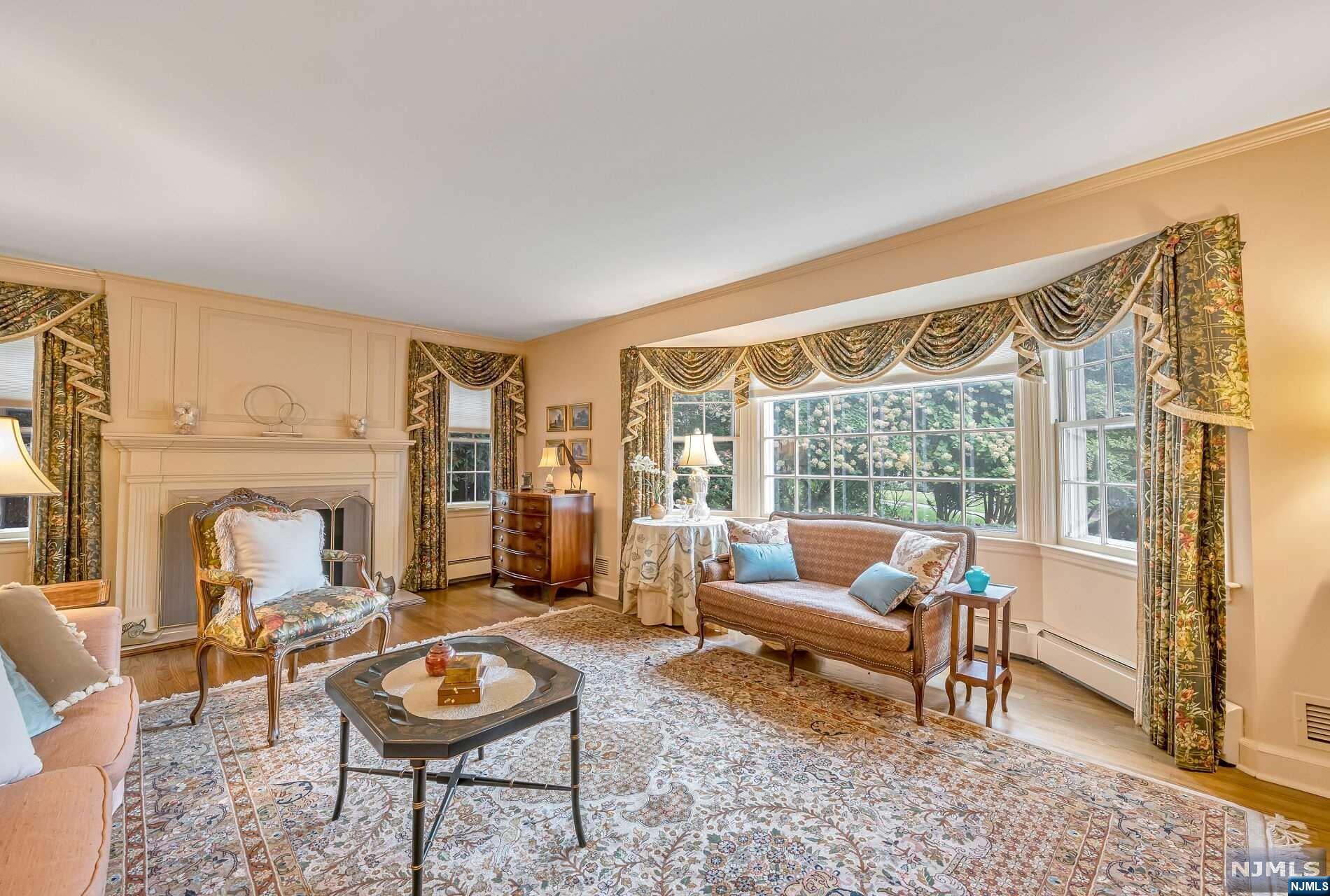 396 Beechwood Road