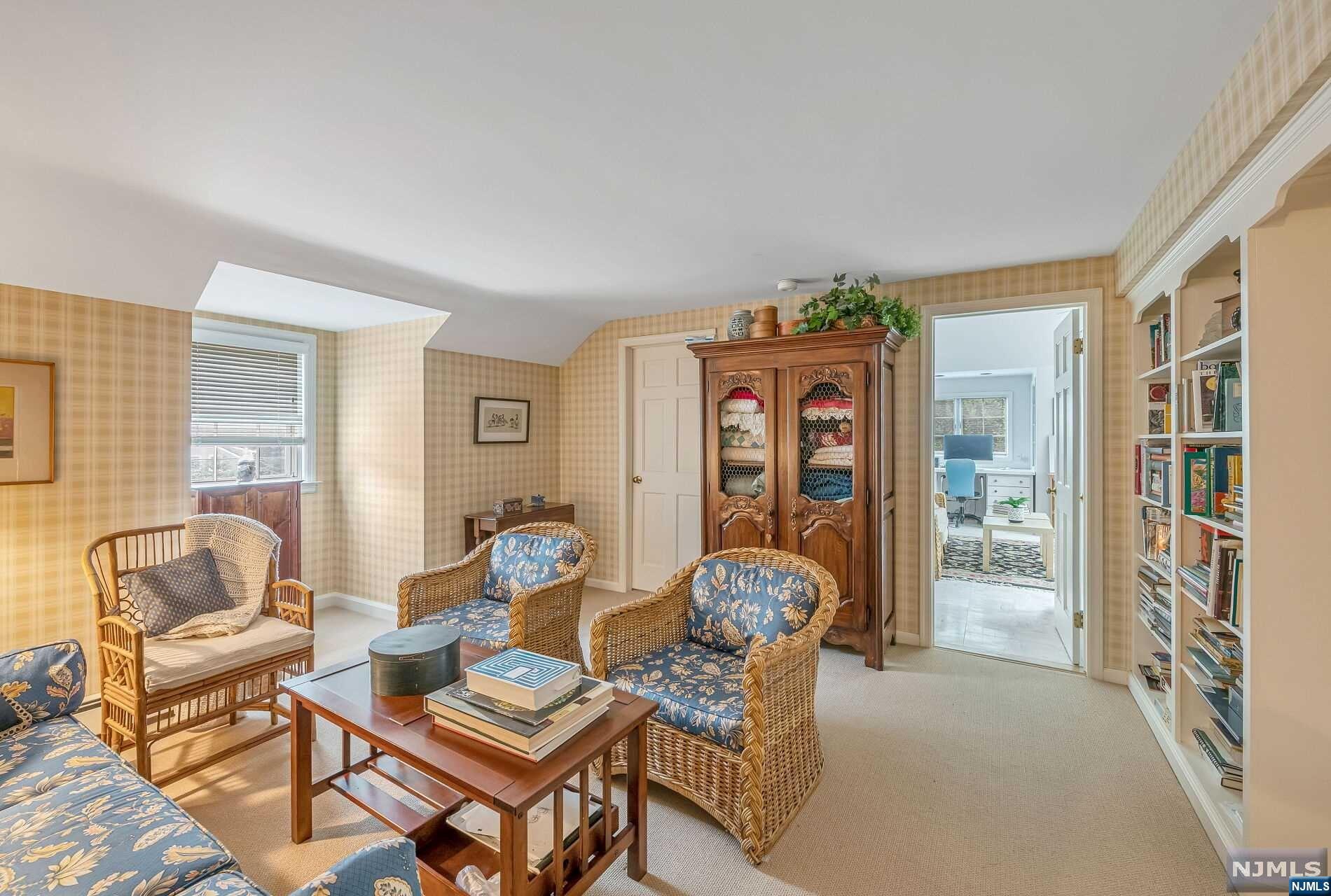 396 Beechwood Road
