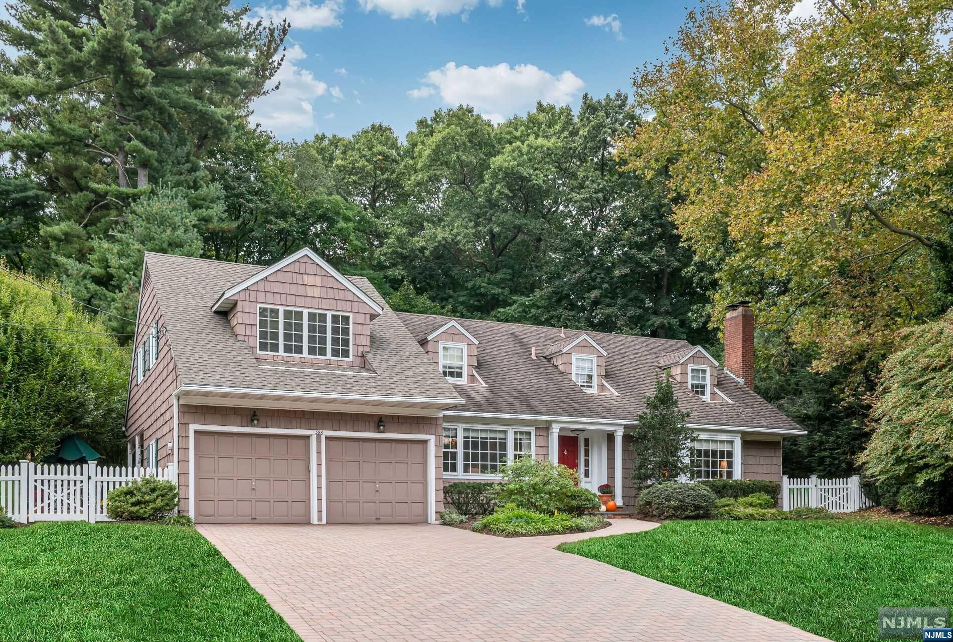 396 Beechwood Road