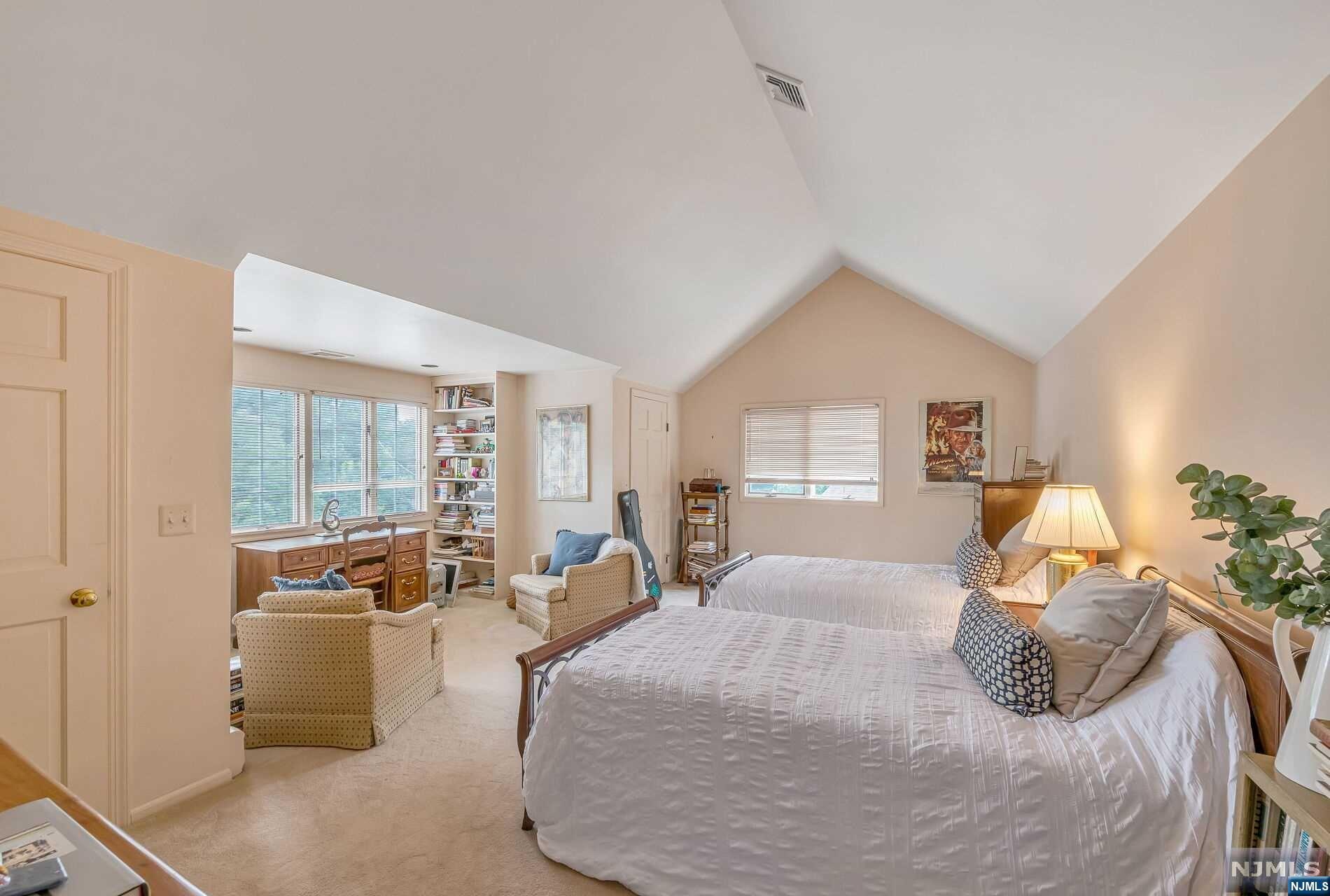 396 Beechwood Road