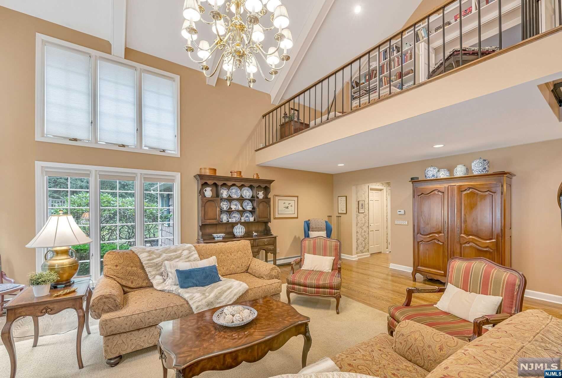 396 Beechwood Road