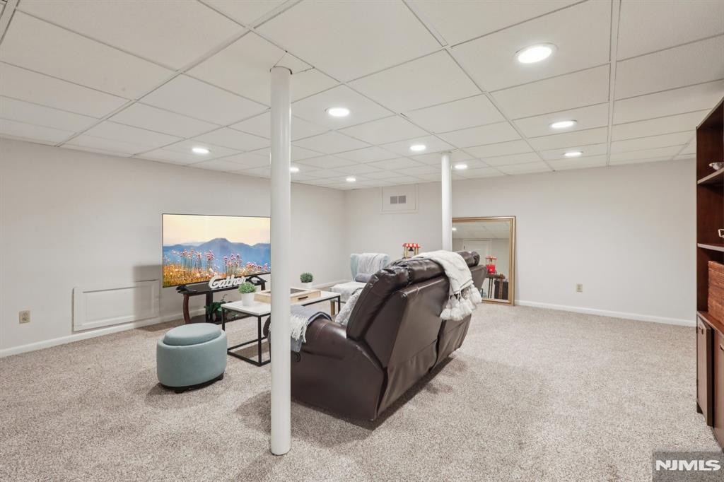 355 Kensington Drive