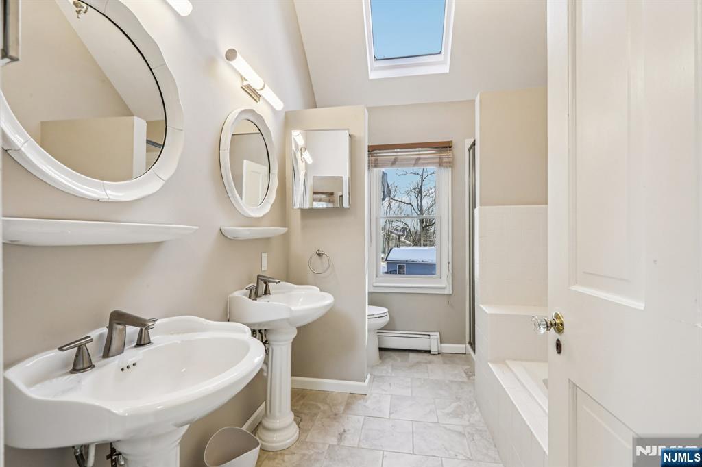 778 E Ridgewood Avenue