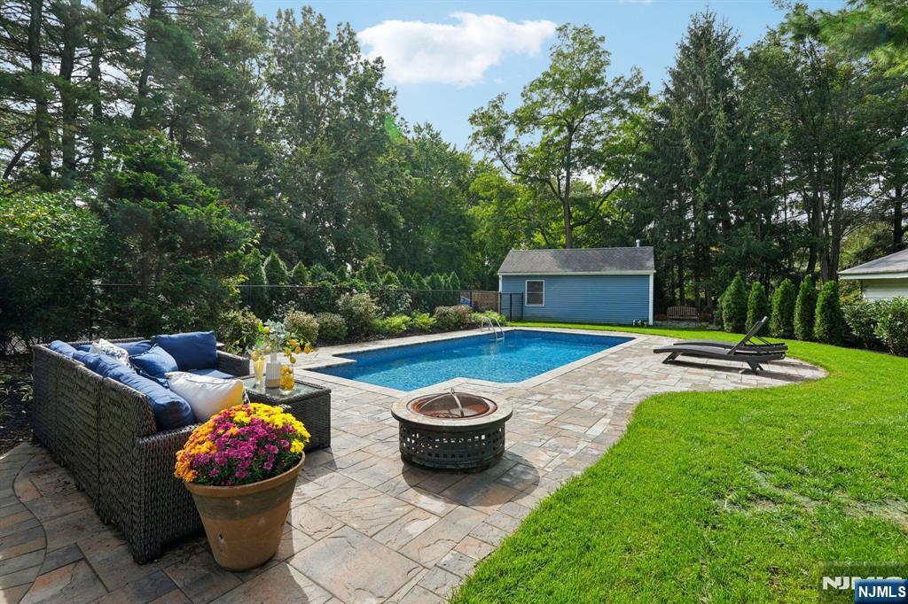 778 E Ridgewood Avenue