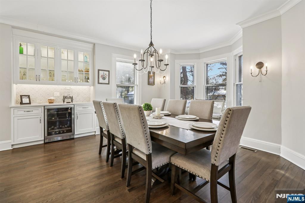 778 E Ridgewood Avenue