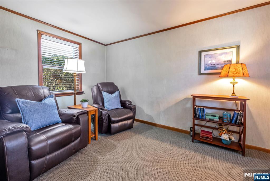93 Carlton Avenue