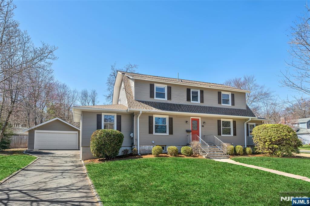 93 Carlton Avenue