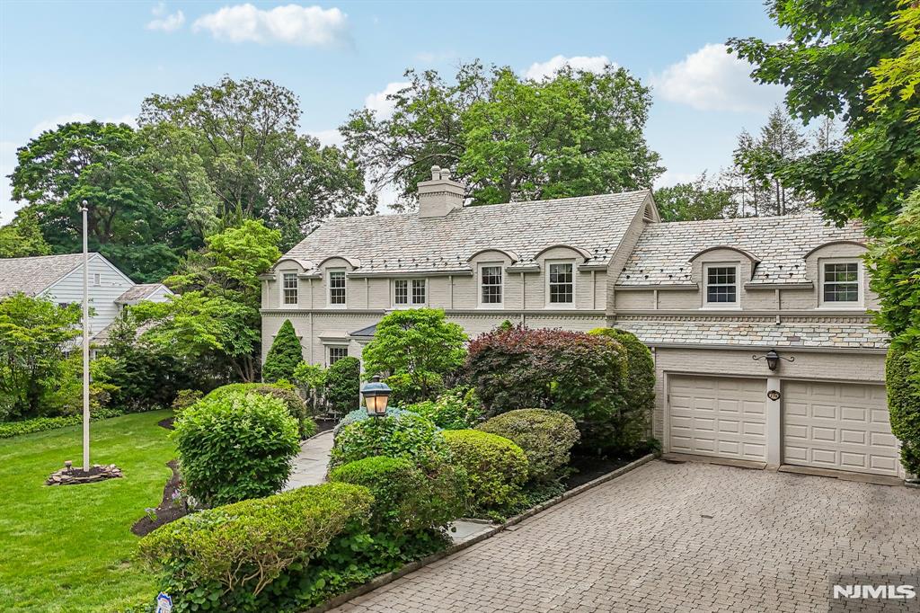 256 Lotte Road