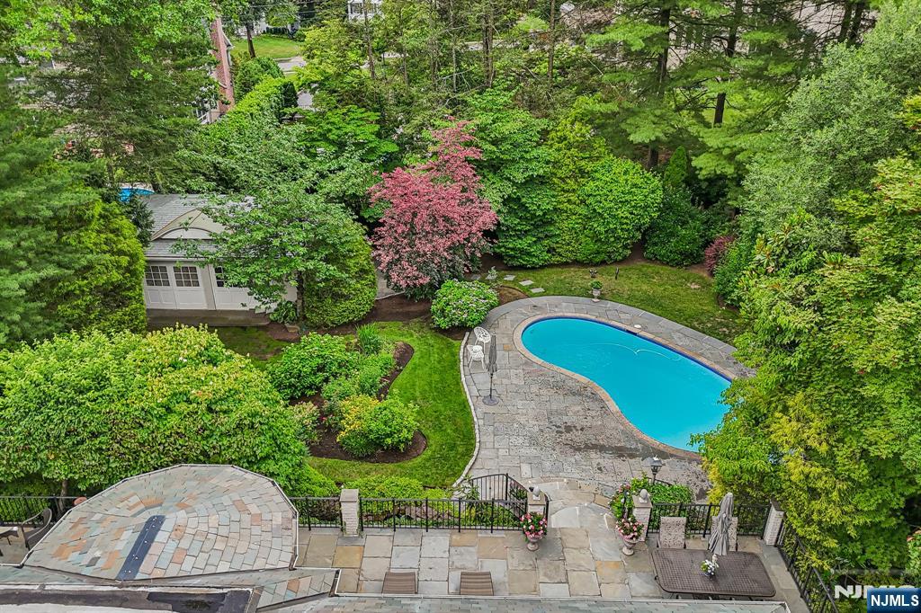256 Lotte Road