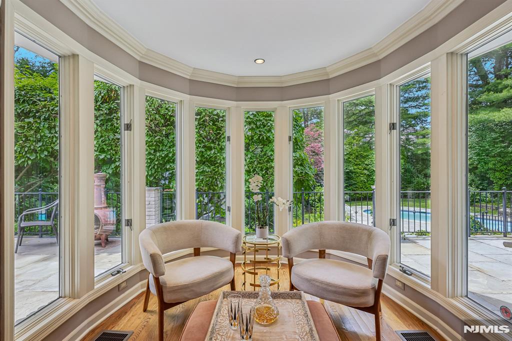 256 Lotte Road