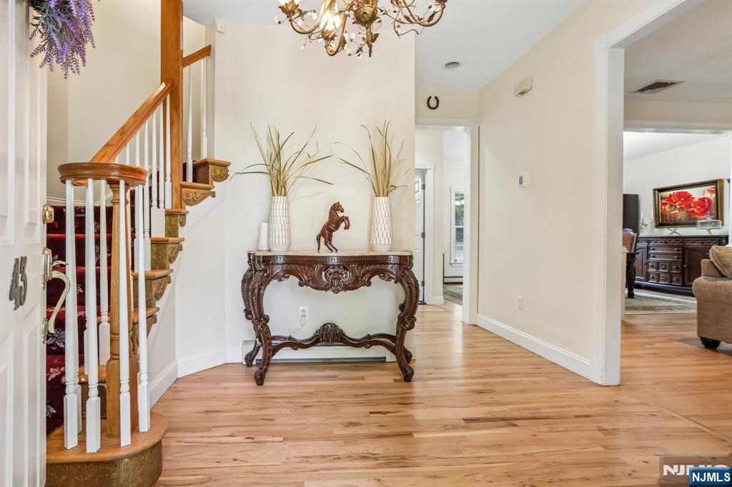 43 N Pleasant Avenue