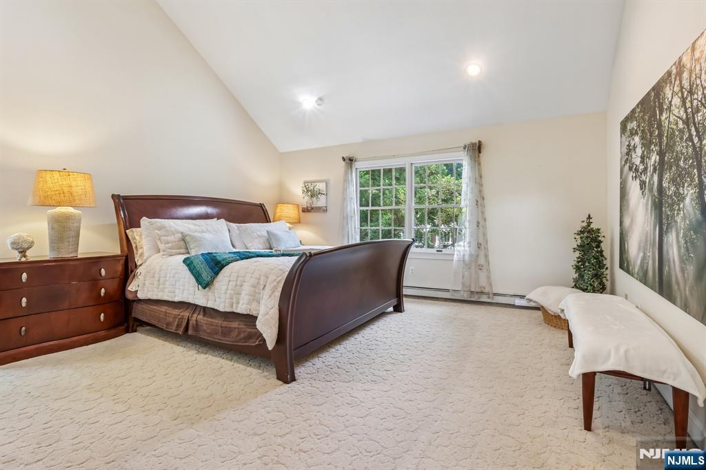43 N Pleasant Avenue