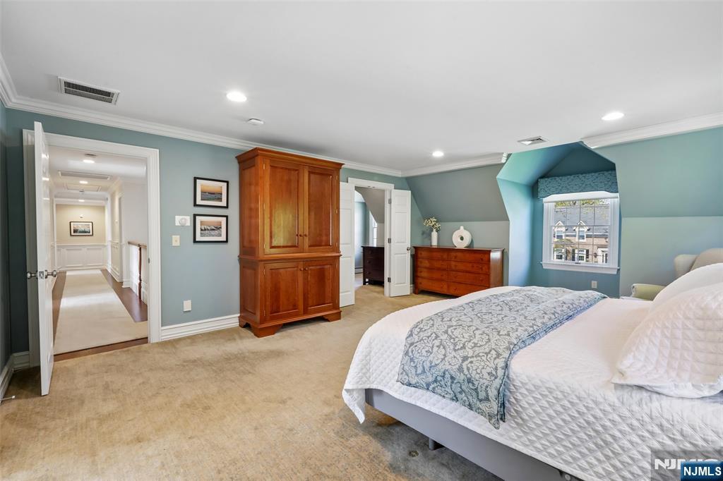 408 Drury Lane