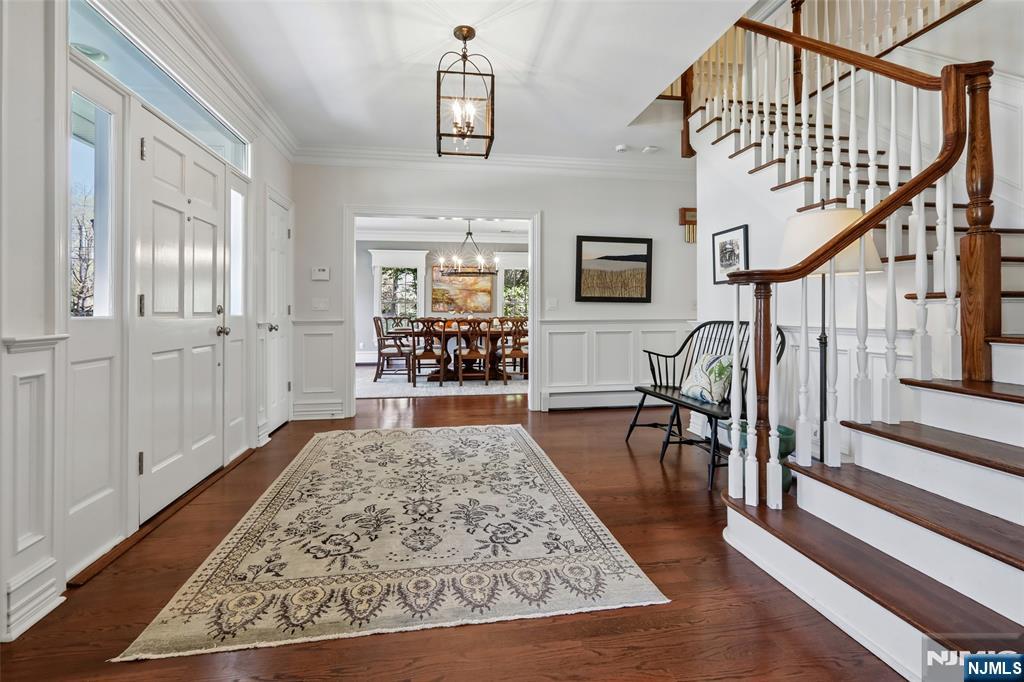 408 Drury Lane