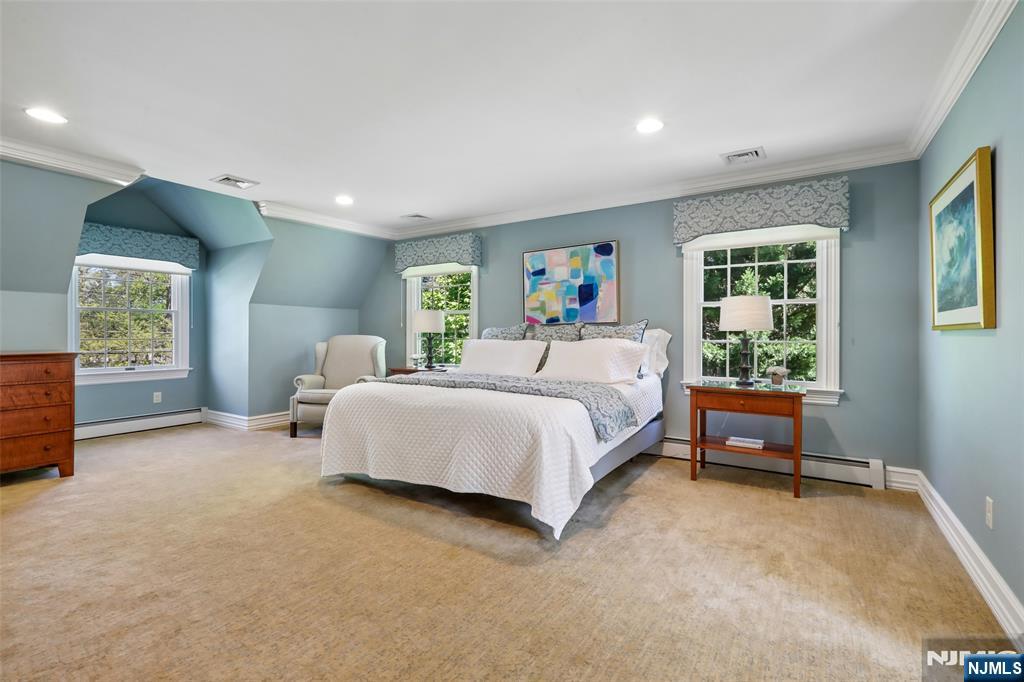 408 Drury Lane