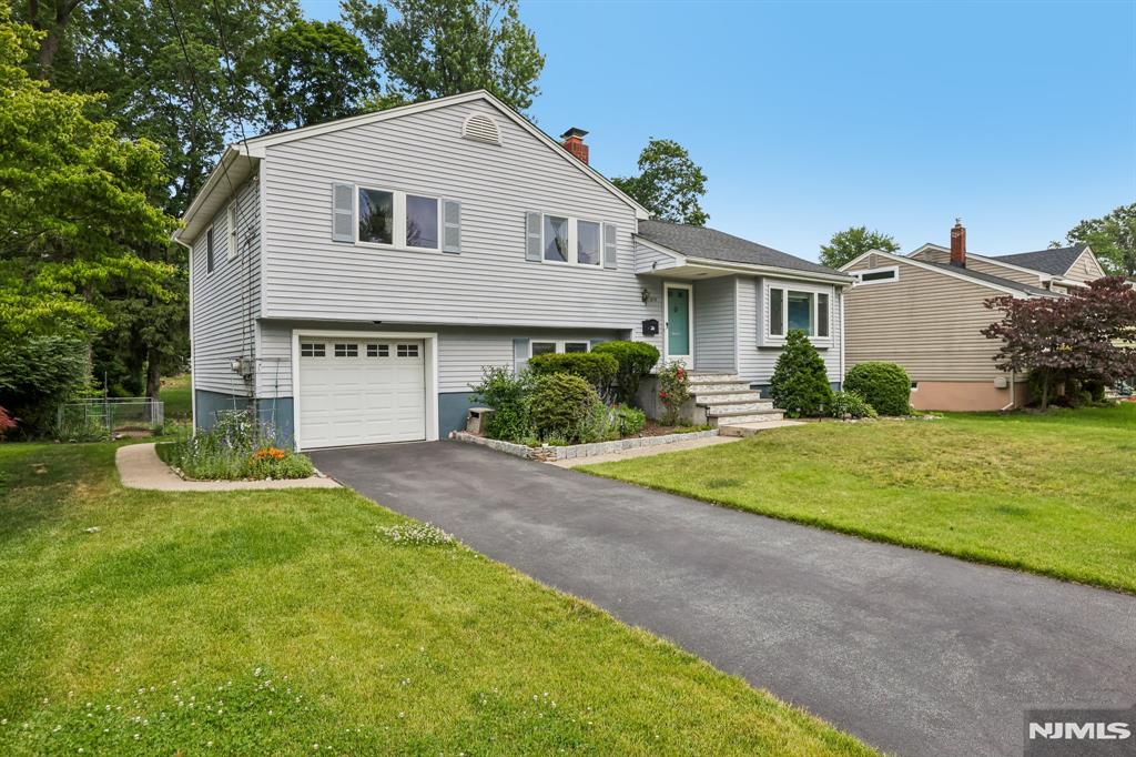 419 Hopper Avenue