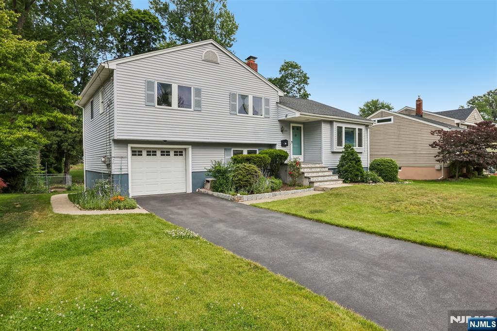 419 Hopper Avenue