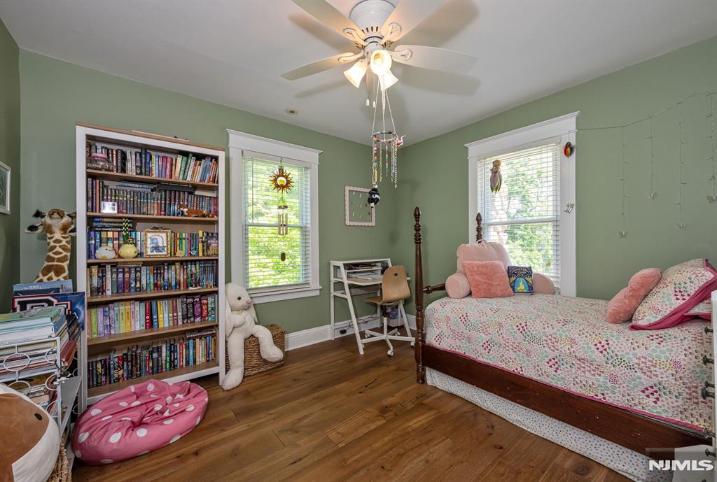 50 E Grand Avenue